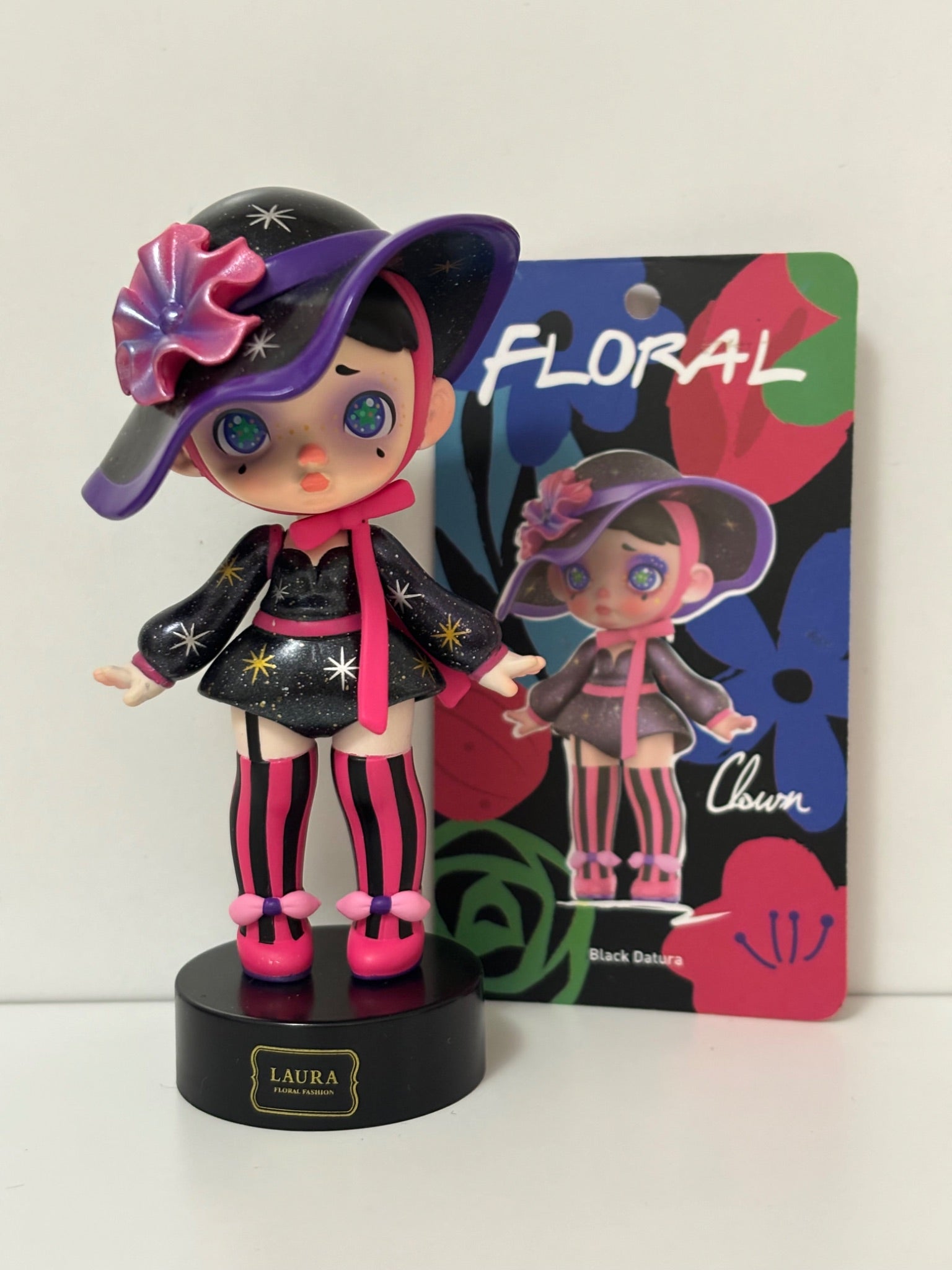 Laura Floral - Black Datura (Chaser) - Mindzai Toy Shop