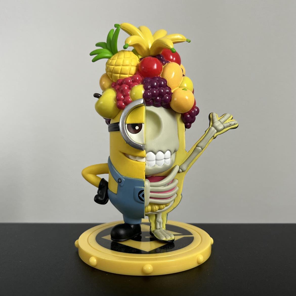 Fruit Hat Stuart - Minions Hidden Dissectibles Series 1 by Mighty Jaxx - 1
