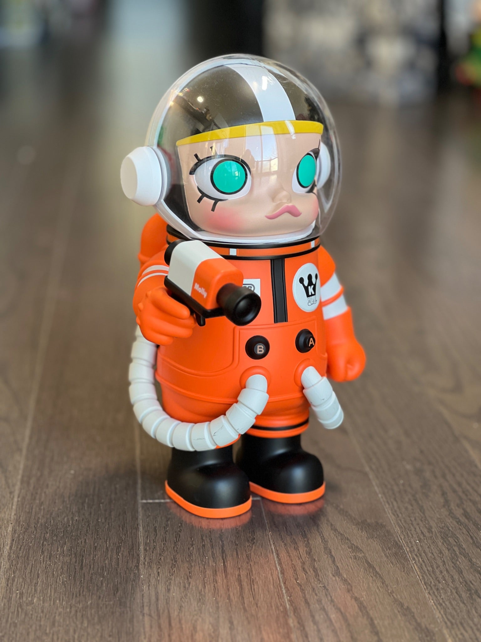 Pop Mart MEGA Space Molly Return Series 400% Space”S” (Orange
