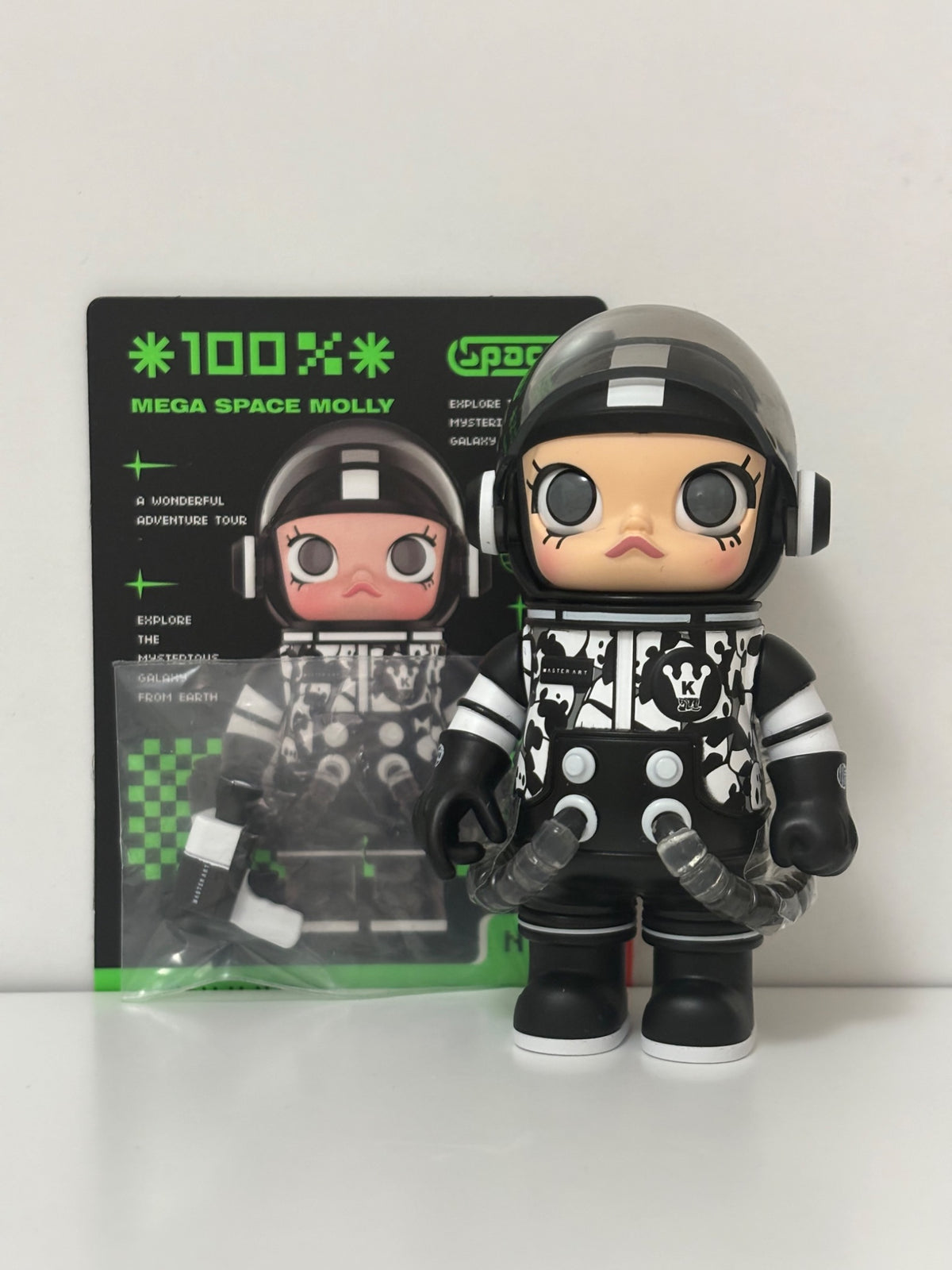 Molly - Space Molly - Meilin Panda - 1