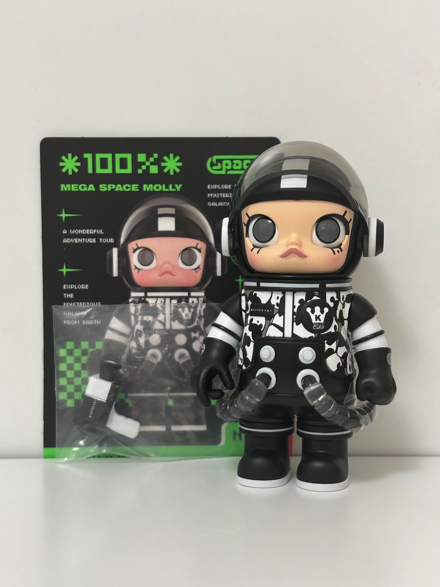 Molly - Space Molly - Meilin Panda - 1