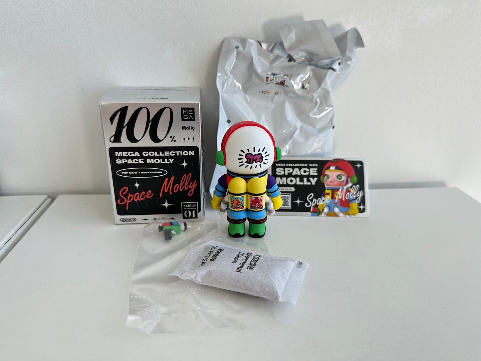 Keith Haring - MEGA Collection 100% Space Molly Series 1 Blind Box by POP MART - 4