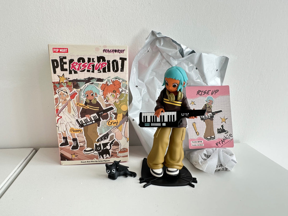 FRANKIE SICK BEATS - Peach Riot Rise Up Series Figures by POP MART - 1
