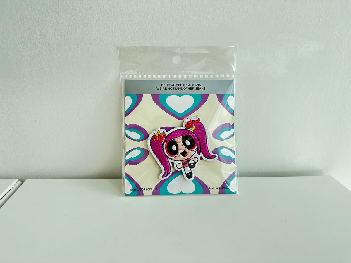 HANNI - THE POWERPUFF GIRLS X NEWJEANS COLLER REVERSIBLE STICON - 1