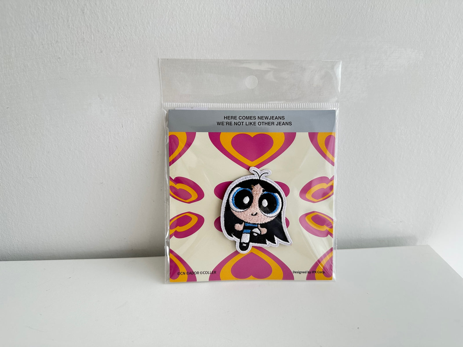 MINJI - THE POWERPUFF GIRLS X NEWJEANS COLLER REVERSIBLE STICON - 1