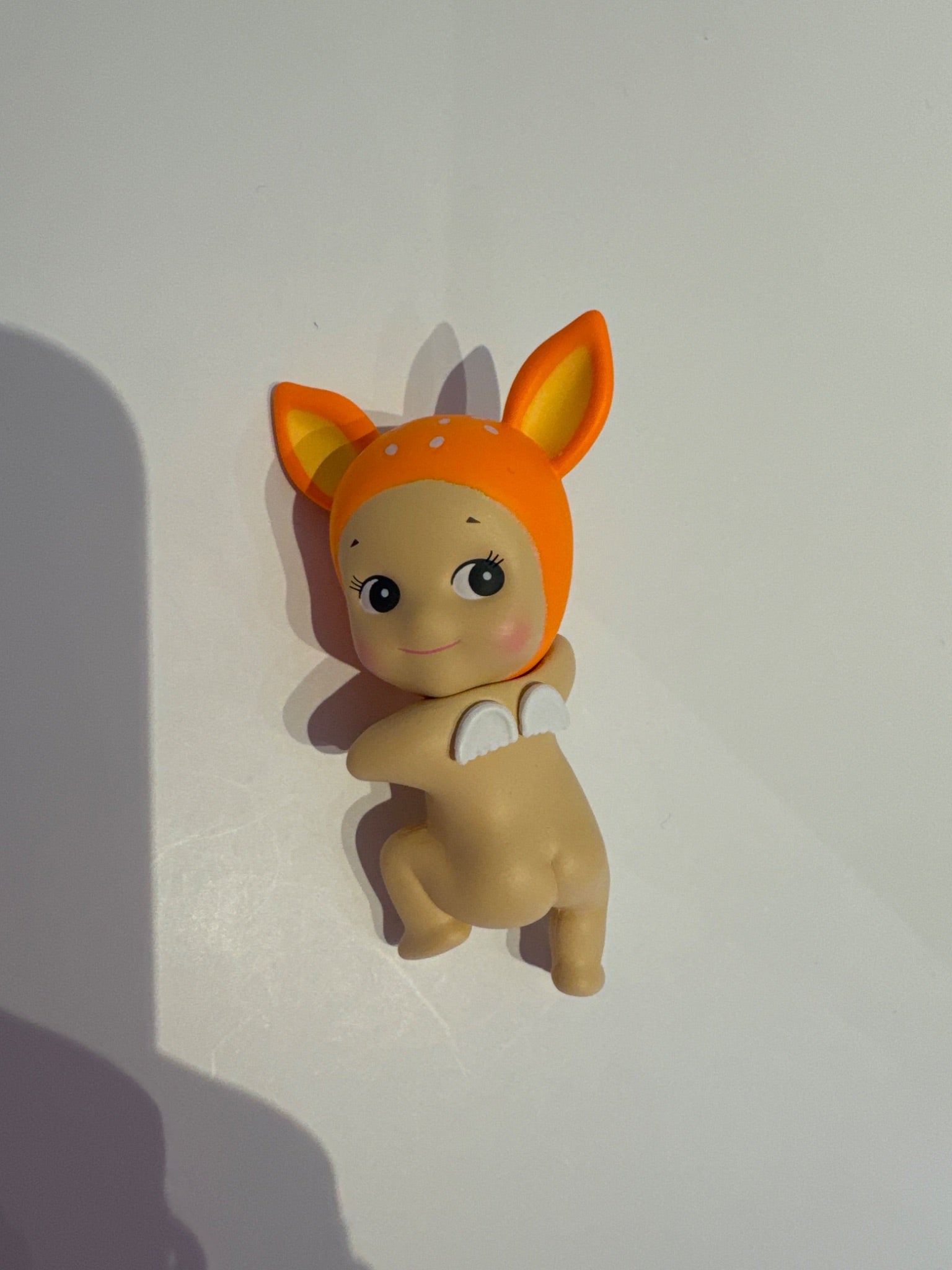 Hipper Looking Back Sonny Angel Deer - 1