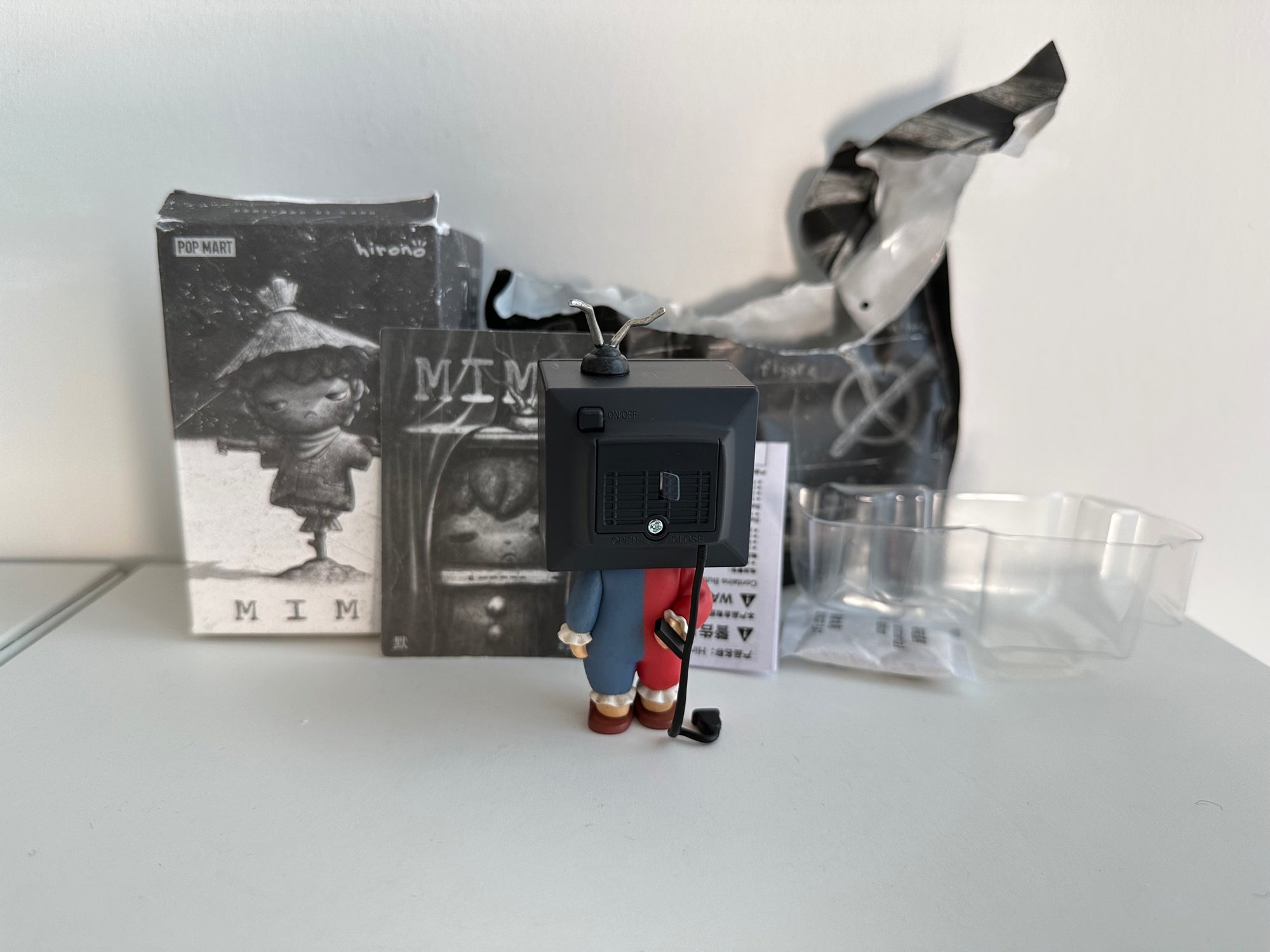 シークレット HIRONO Mime Silent ヒロノ Popmart hirono mime series secret figure Silent - Box and Card