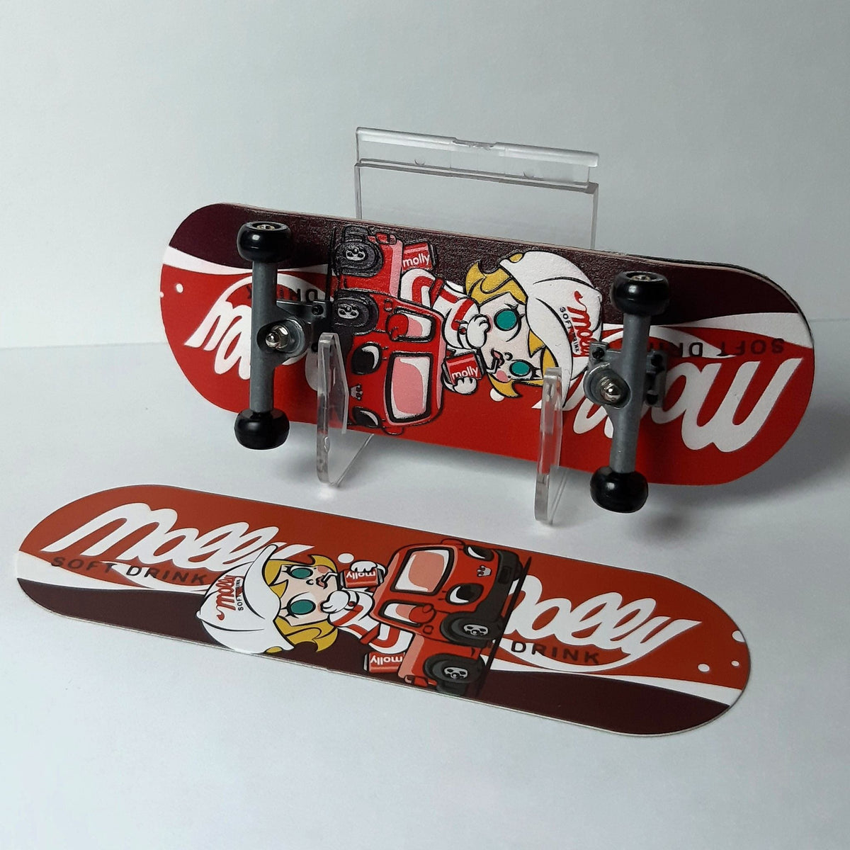 Molly Van-Molly Car Car Finger Skateboard-POP MART - 1