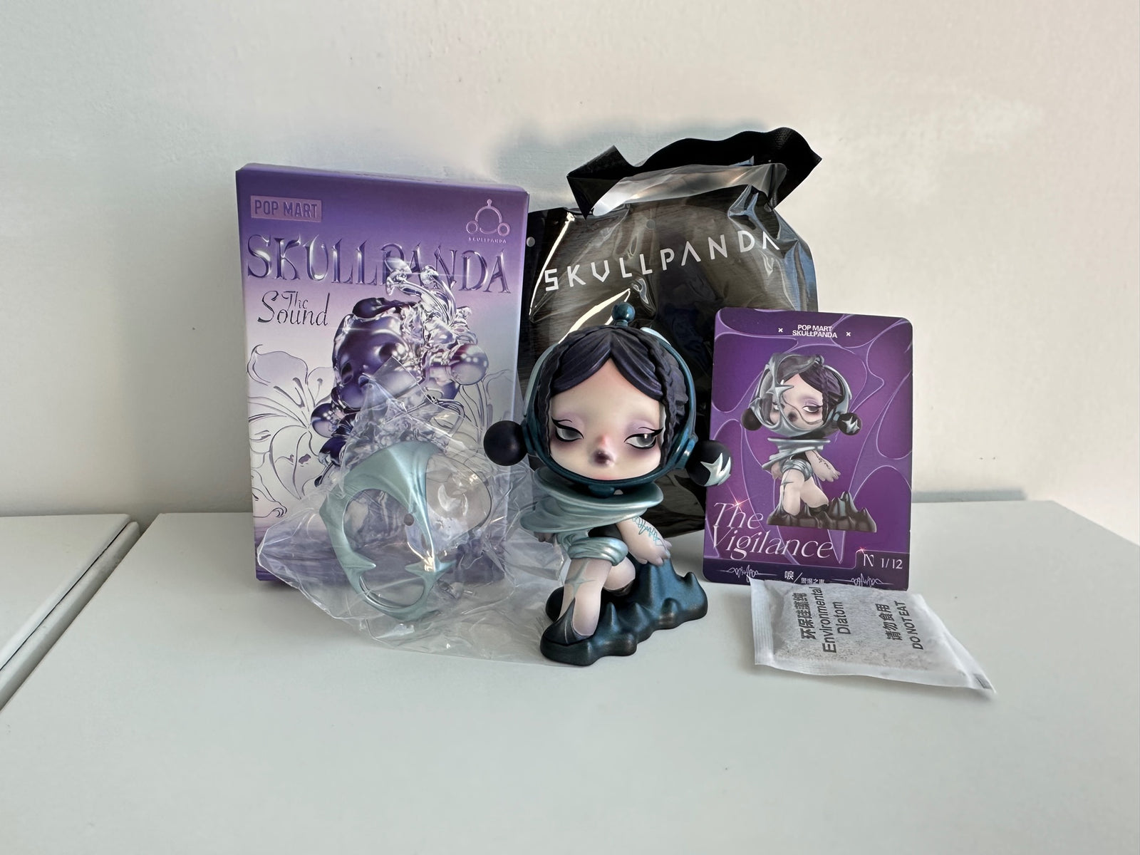 The Vigilance - SKULLPANDA The Sound Series Figures by POP MART - 1