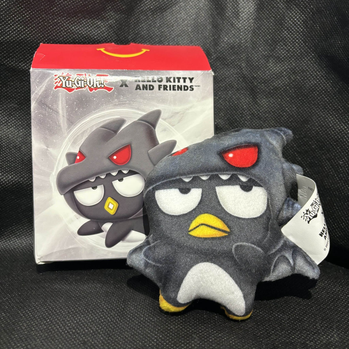 McDonalds Yu-Gi-Oh x Hello Kitty - Red Eyes/Badtz-Maru - 1