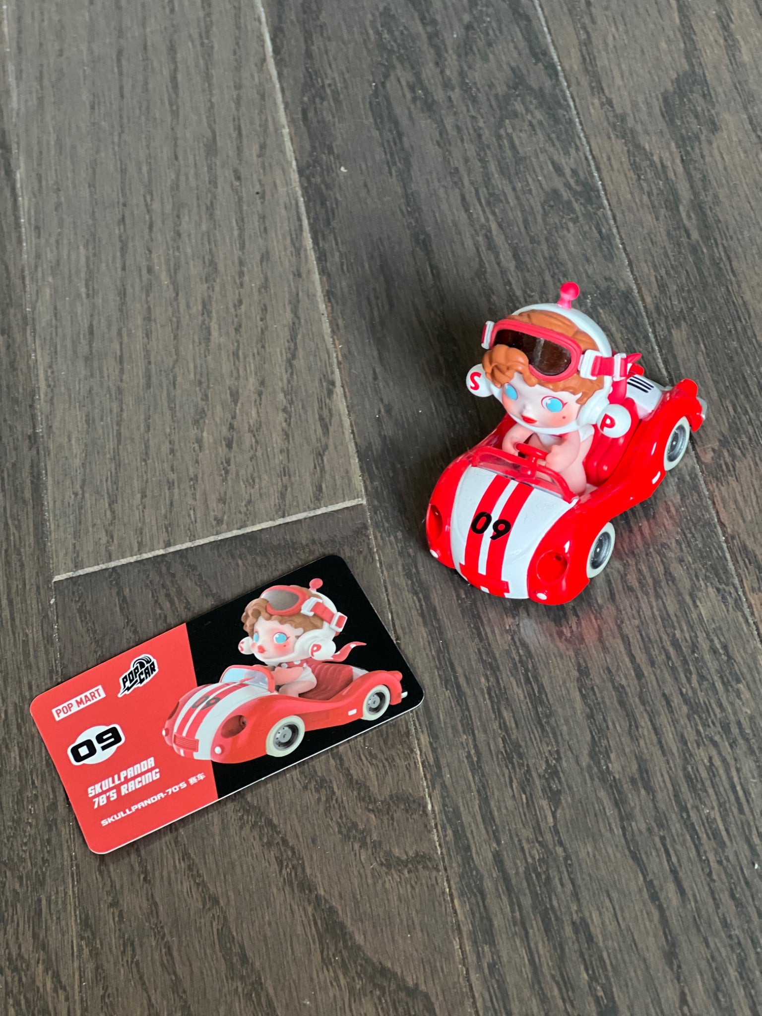 Skullpanda 70's Racing - POP MART POPCAR Super Track Series Blind Box - 3