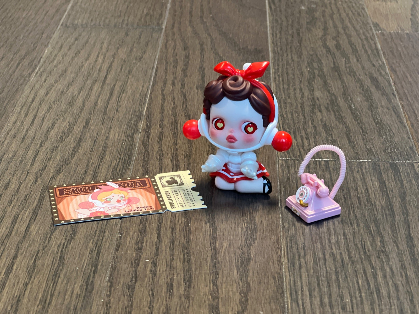  POP MART SKULLPANDA action! Cut! Series Blind Box - 1