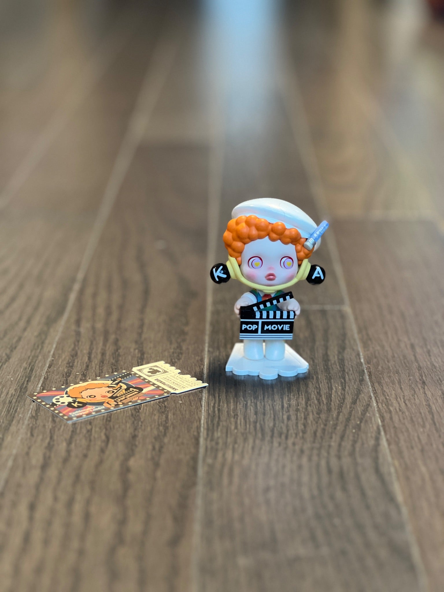 Fashionable Clapper Loader - POP MART SKULLPANDA action! Cut! Series Blind Box - 1