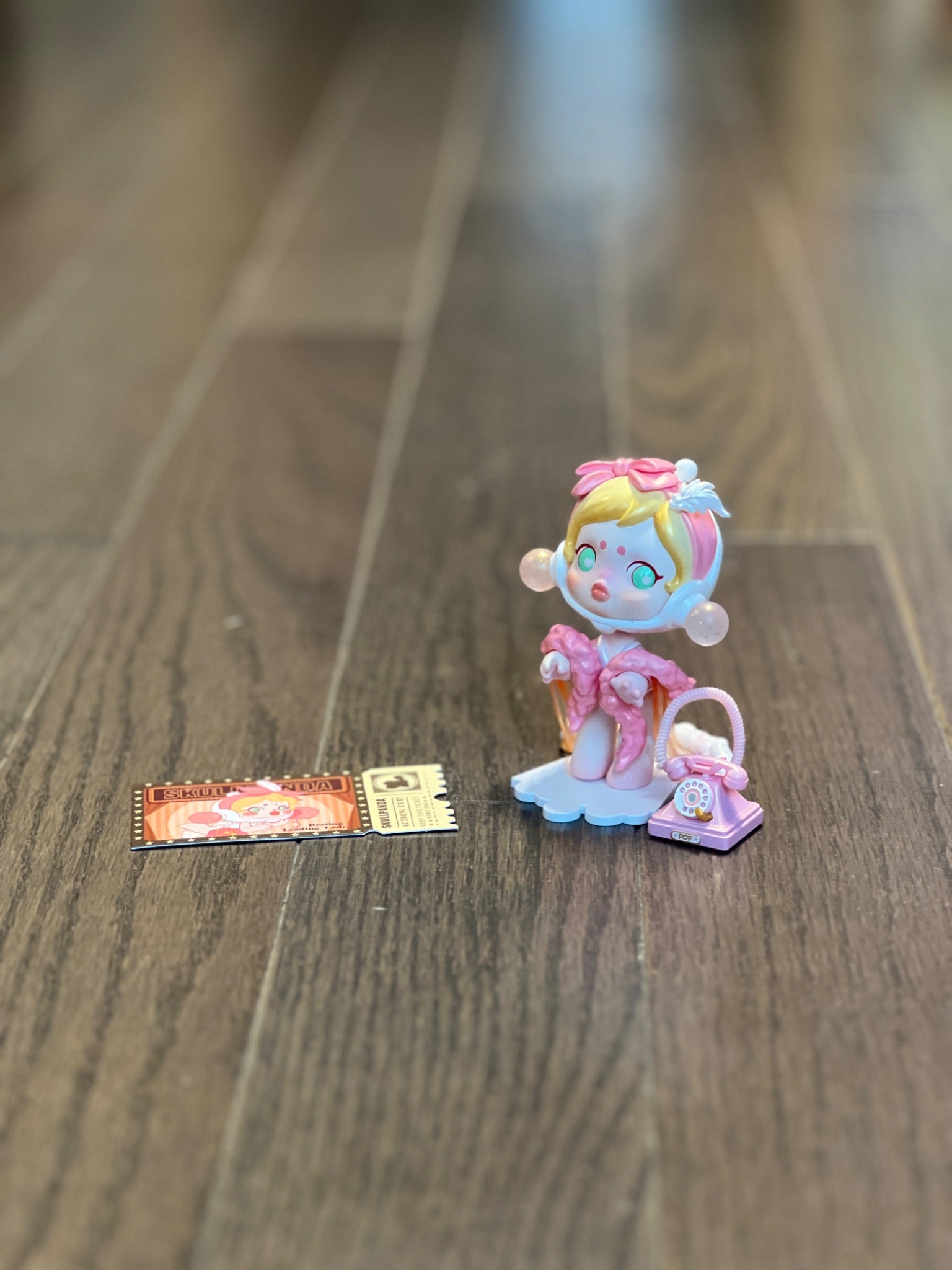 Resting leading lady - POP MART SKULLPANDA action! Cut! Series Blind Box - 1