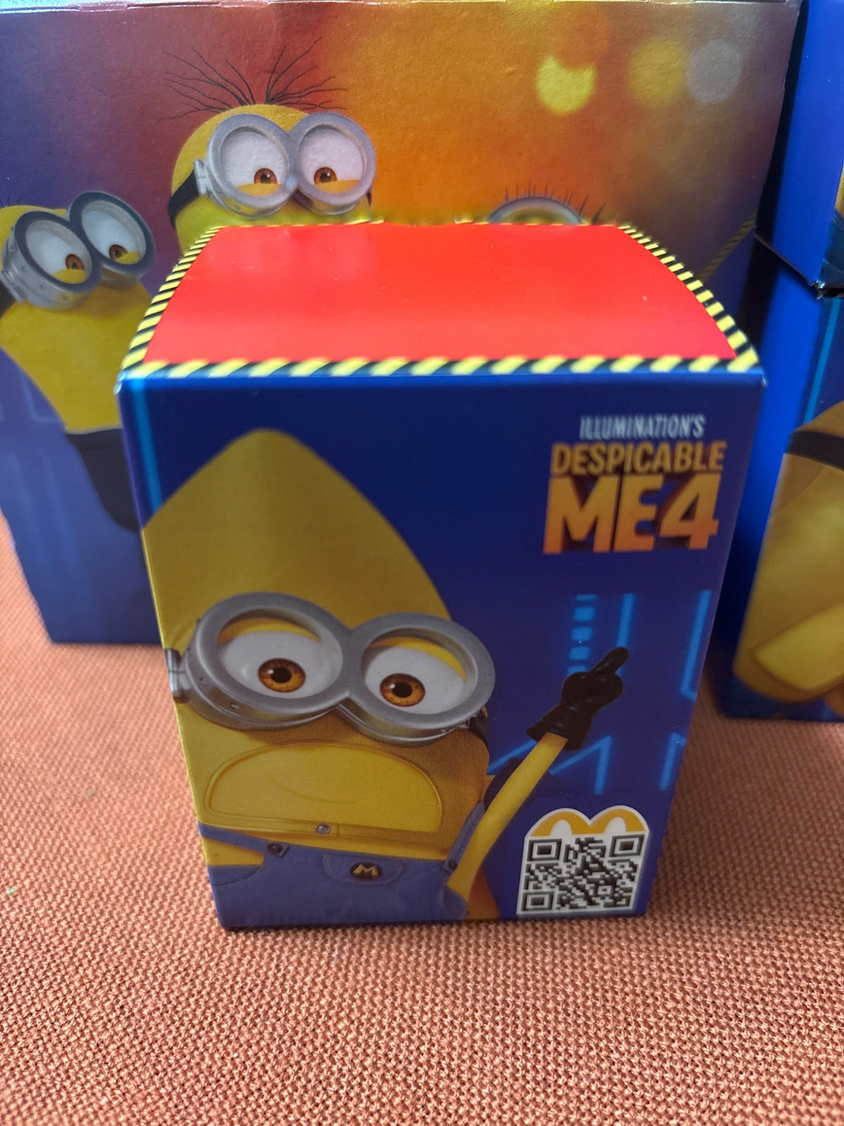Mega Gus - Despicable Me 4 Dreamworks Minions toy Set - 1