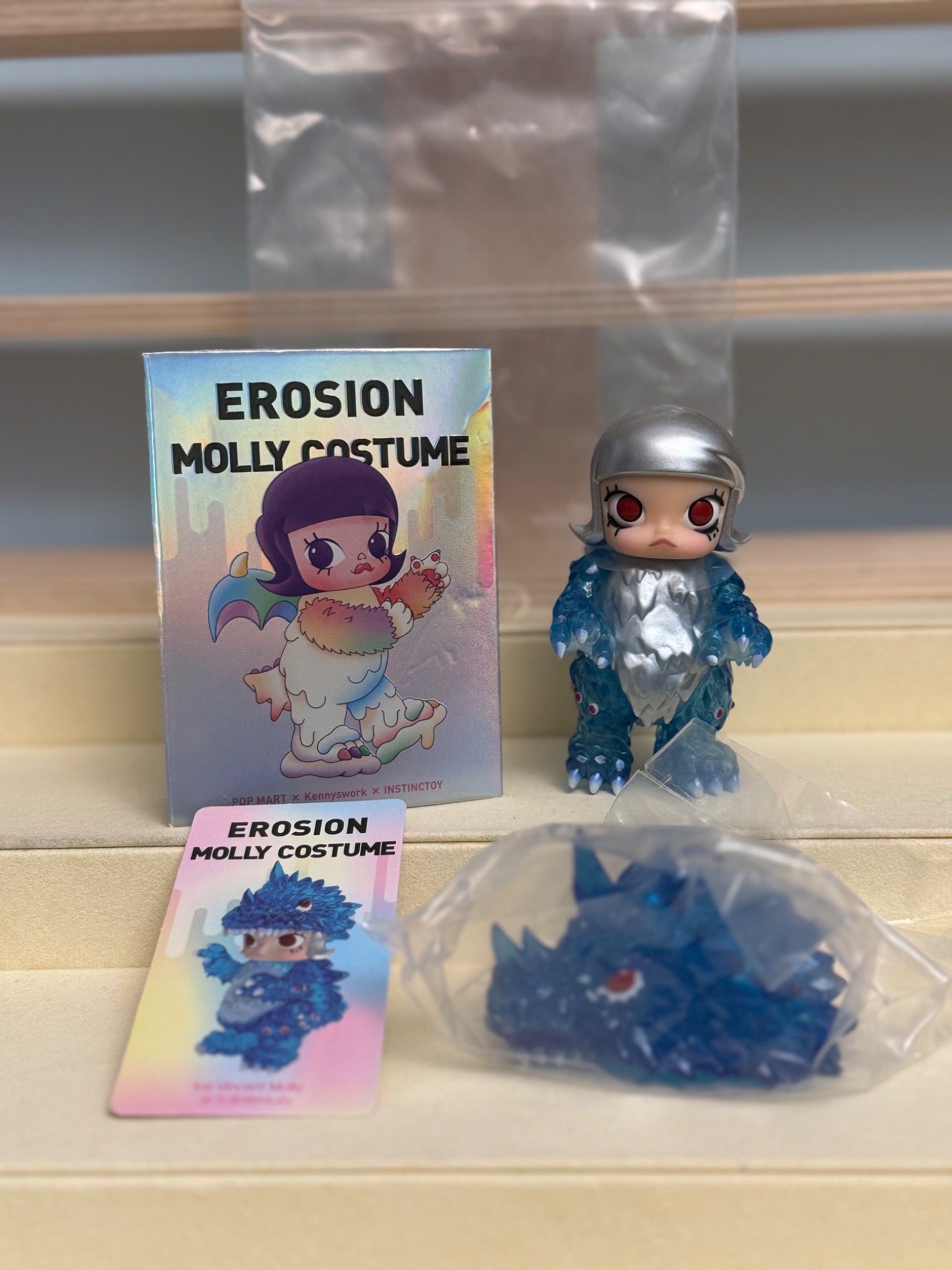 Ice Vincent Molly - Pop Mart Erosion Molly Costume  - 1