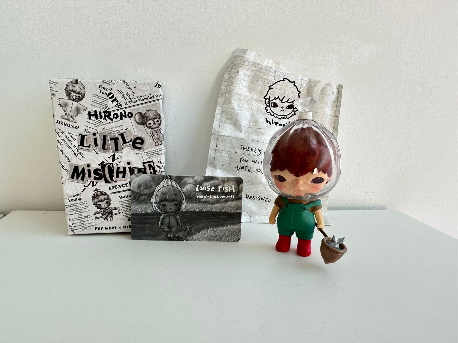 Loose Fish - Hirono Little Mischief Series Badges by POP MART - 1
