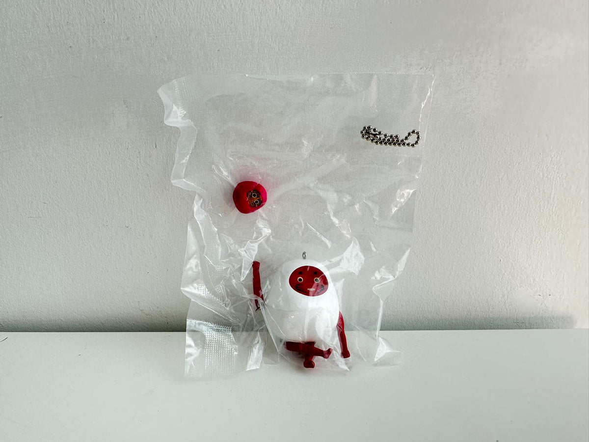 Daruma Keychain - from gacha  - 1
