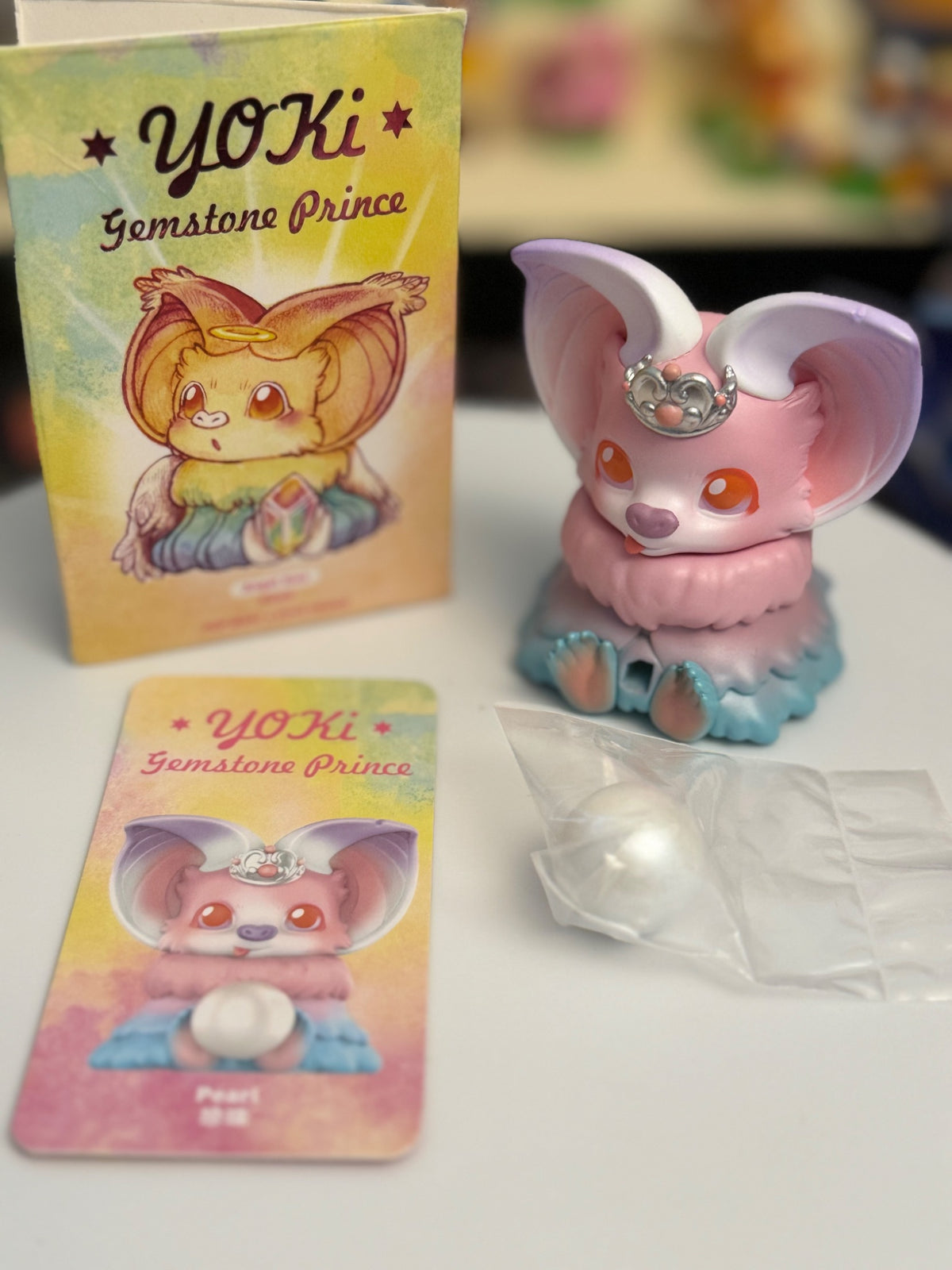 Pearl - Yoki Gemstone Prince - Pop Mart x Yoyo Yeung - 1