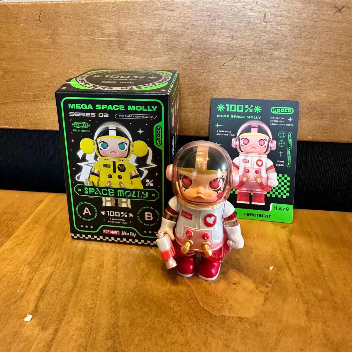 Heartbeat - Mega Space Molly 100% Series Two - Pop Mart - 1