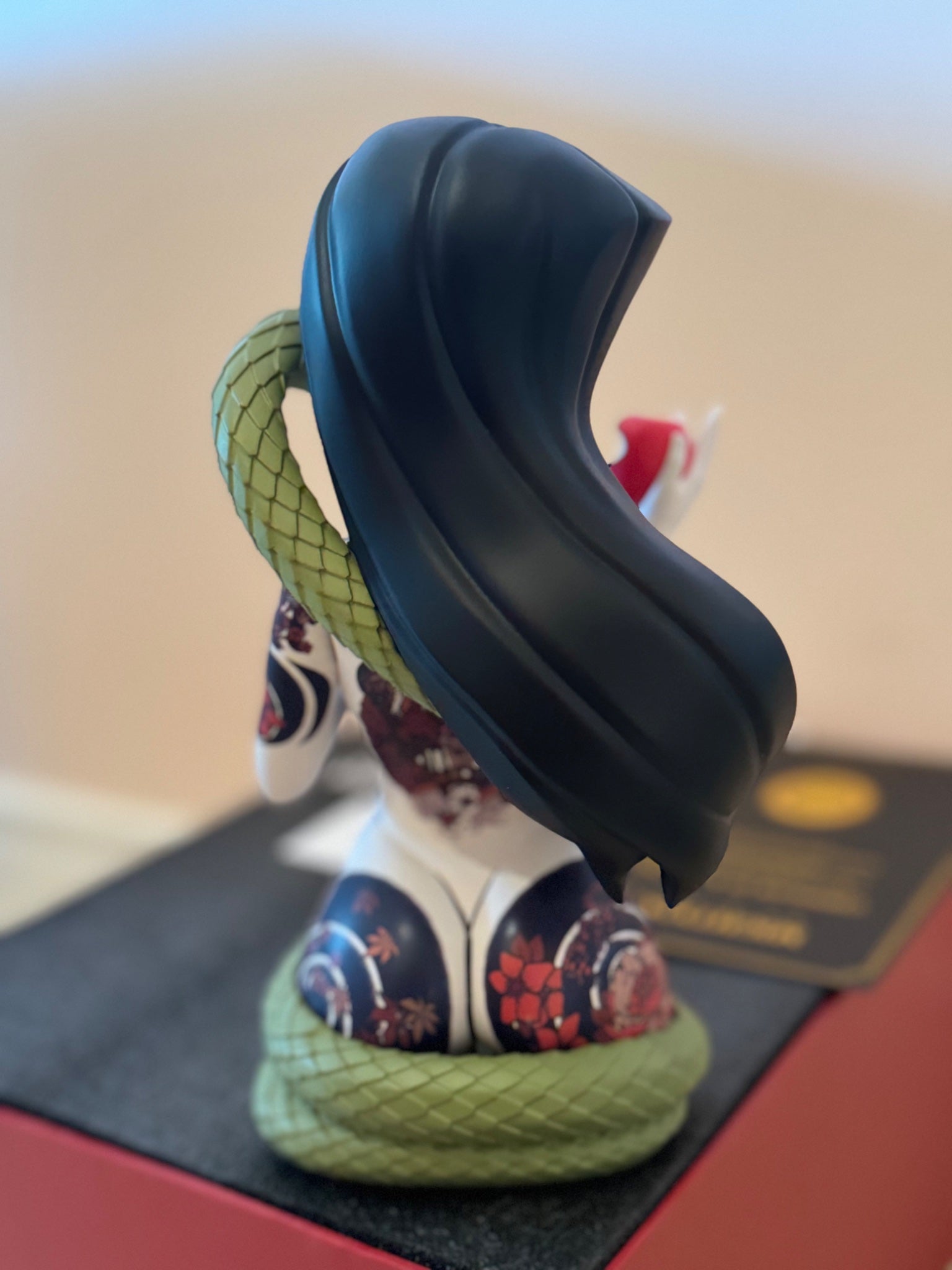 Mighty Jaxx - Inked Stories: Eve Featuring JPK (colorized