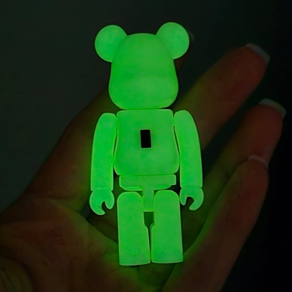 Basic 'I' glow in the dark - Bearbrick Series 44 - Medicom Toy