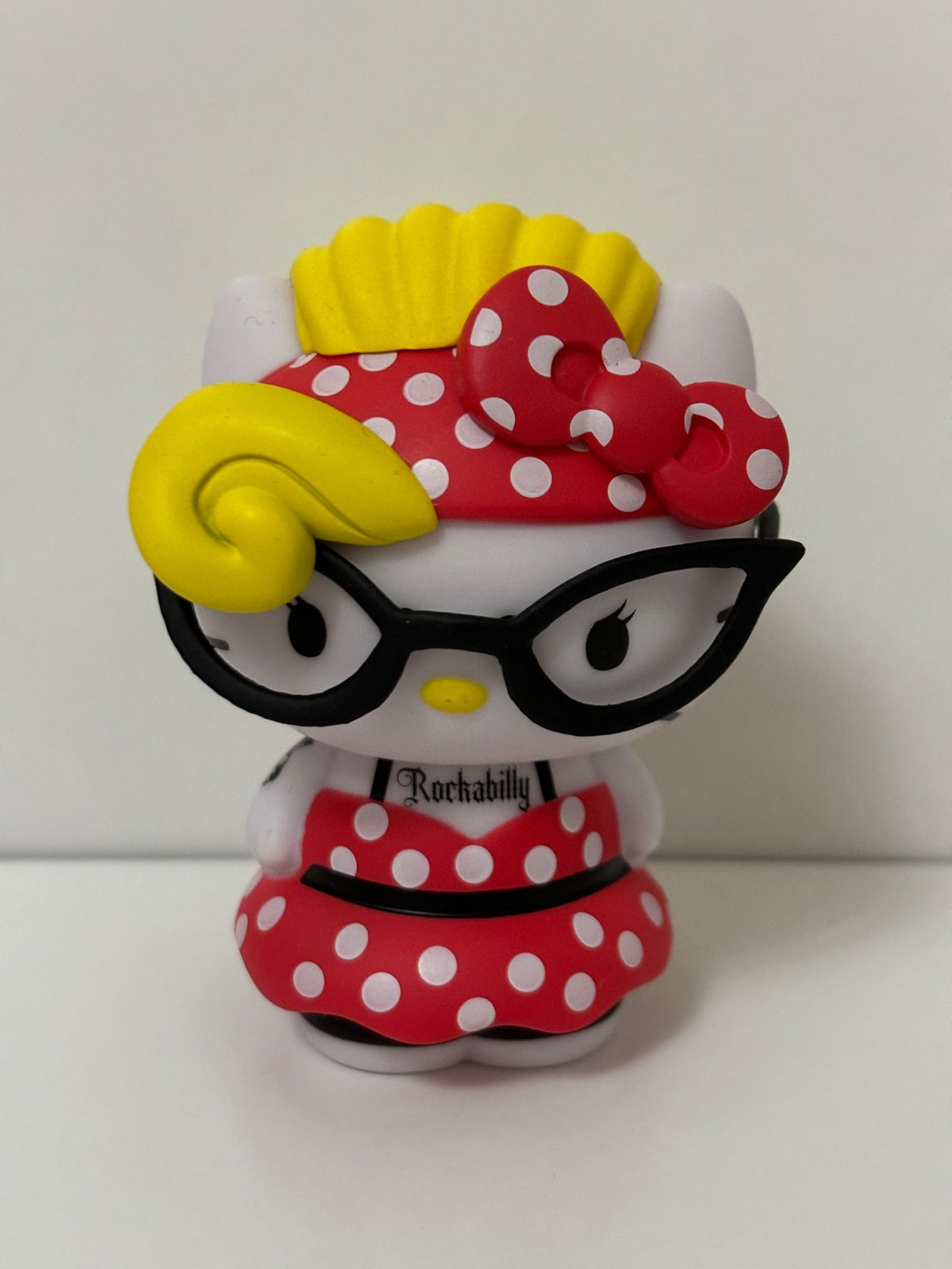 Hello Kitty x Kidrobot - Rockabilly - 1