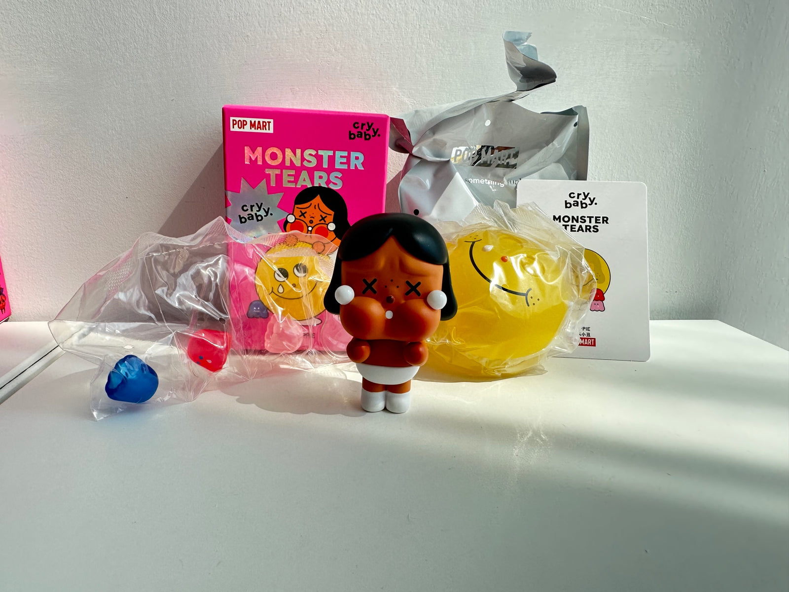 HAPPIE - CRYBABY Monster's Tears Blind Box Series by POP MART - 1