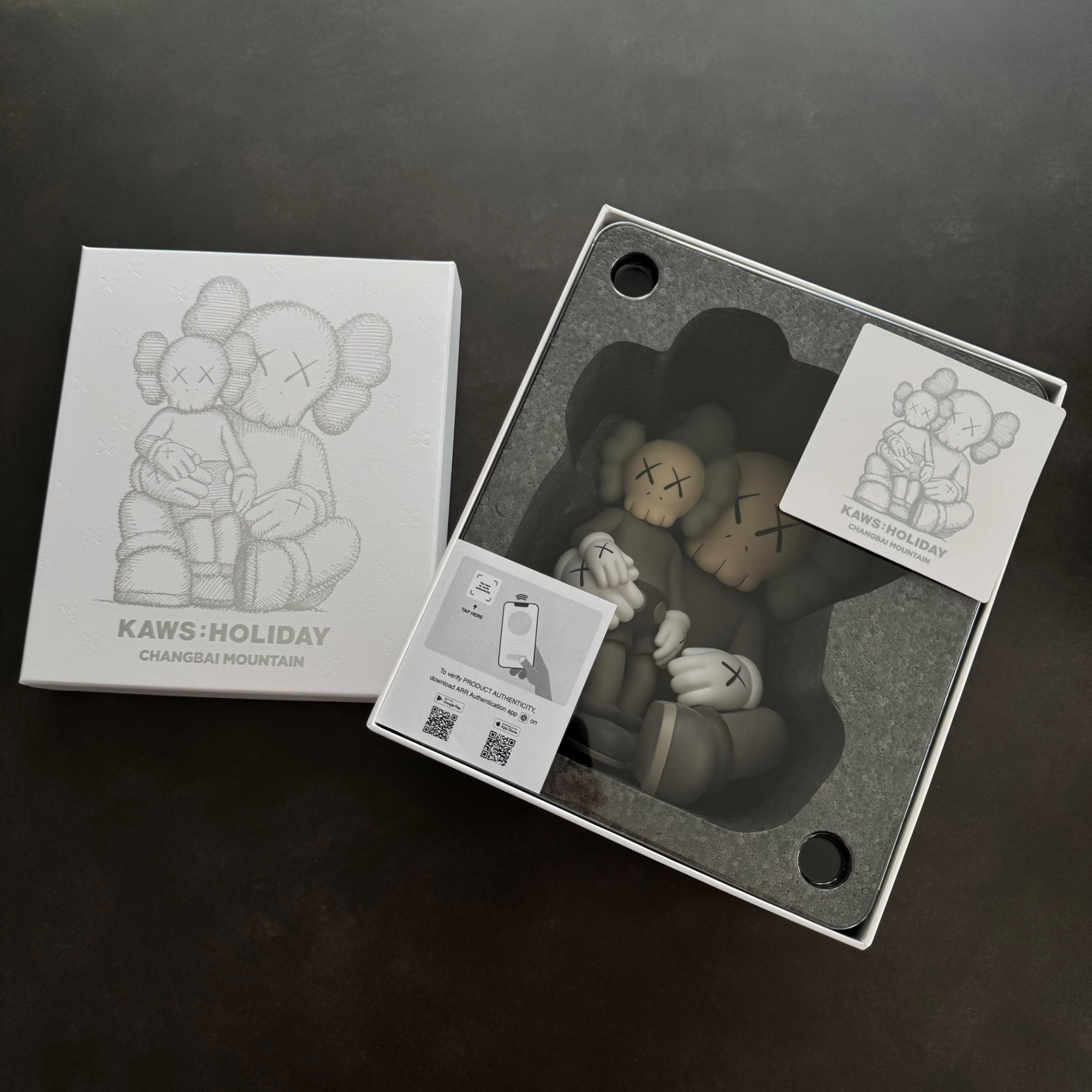 Kaws - Holiday - Changbai Mountain - Mindzai Toy Shop