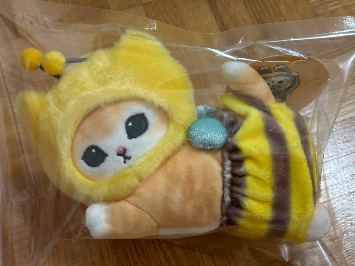 Mofusand Bee Plush - 1