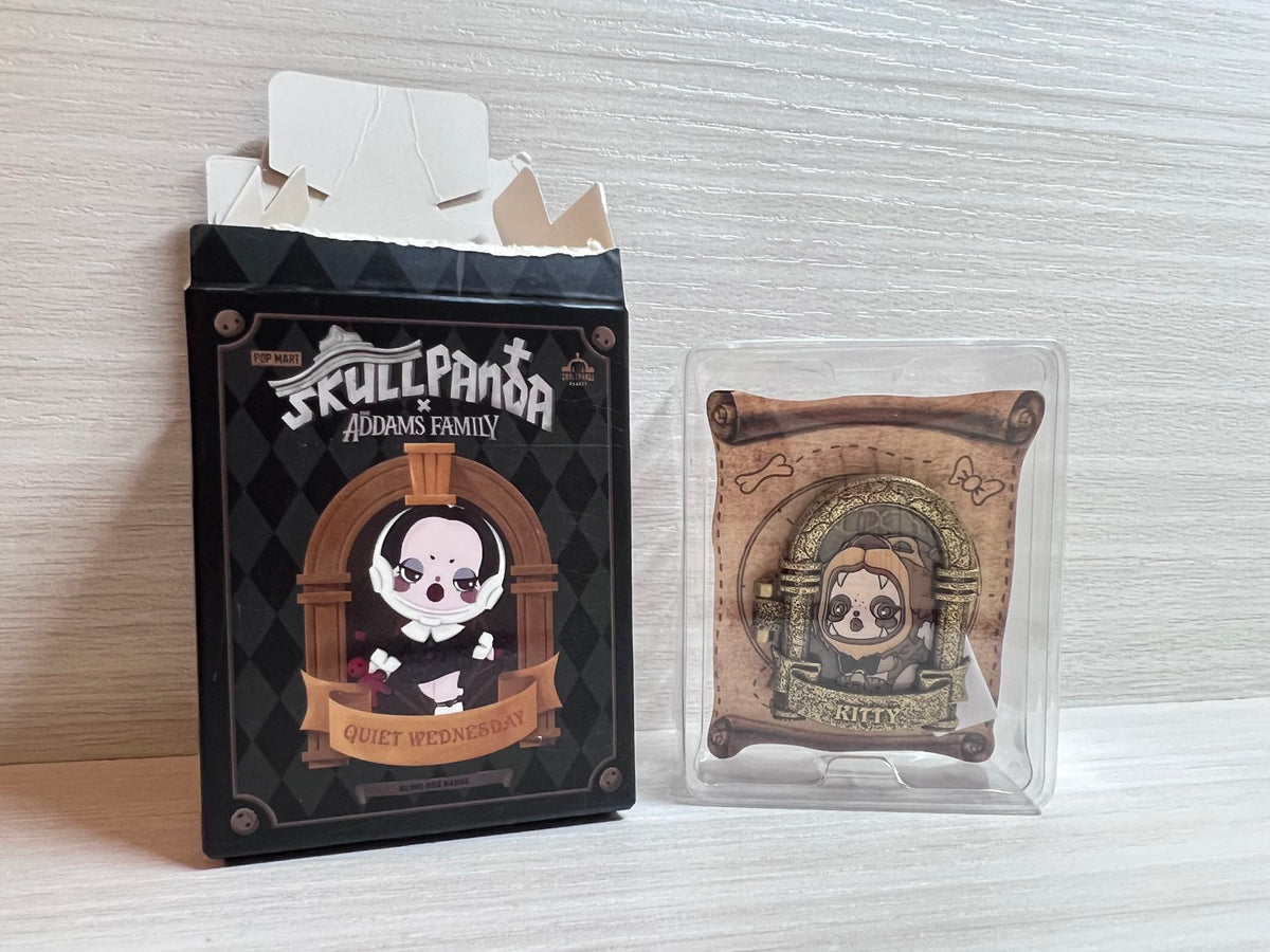 Kitty - The Addams Family Series Enamel Pin Badge - by POP MART - 1