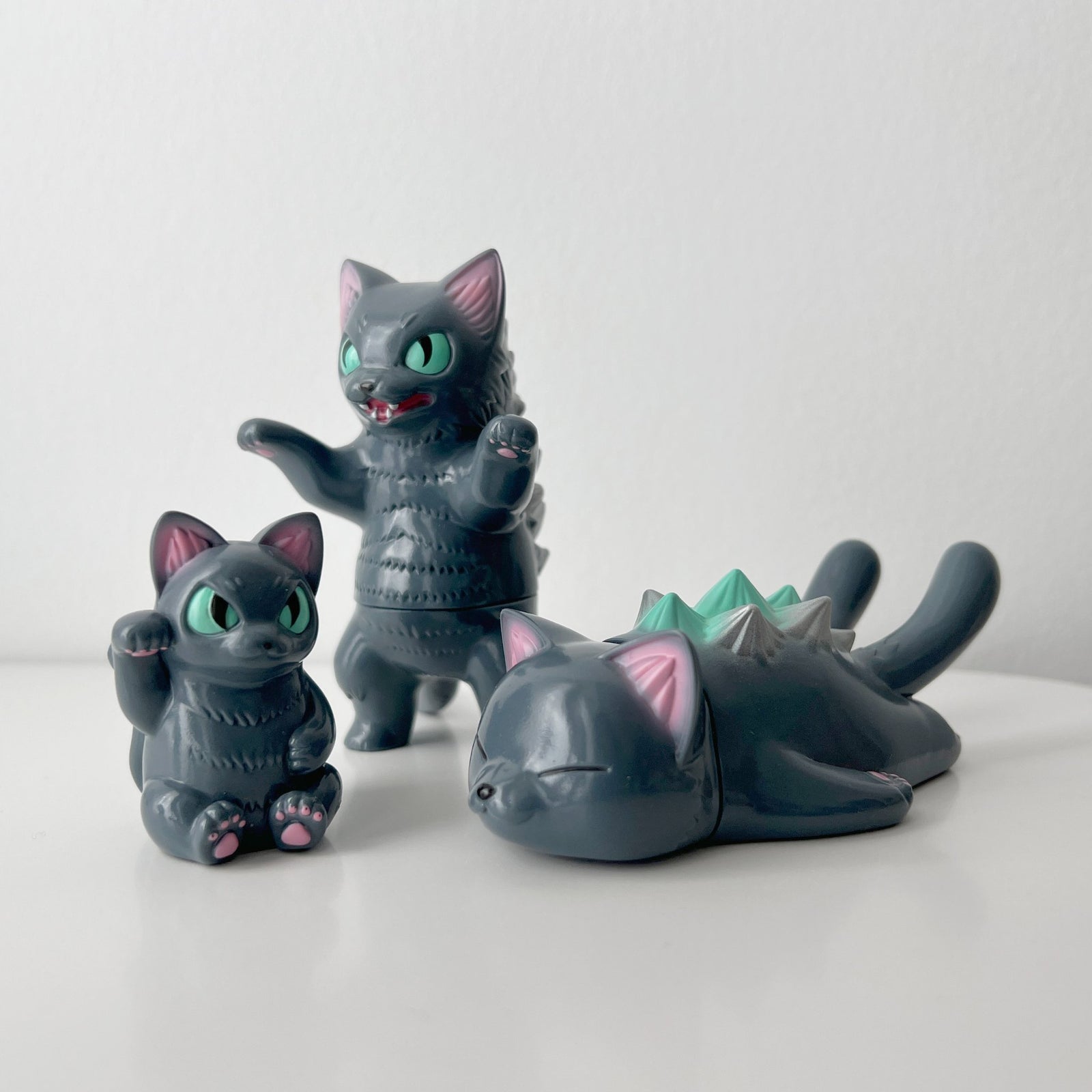 KONATSUYA Negora - Set of 3 Grey with Mint Eyes - 1