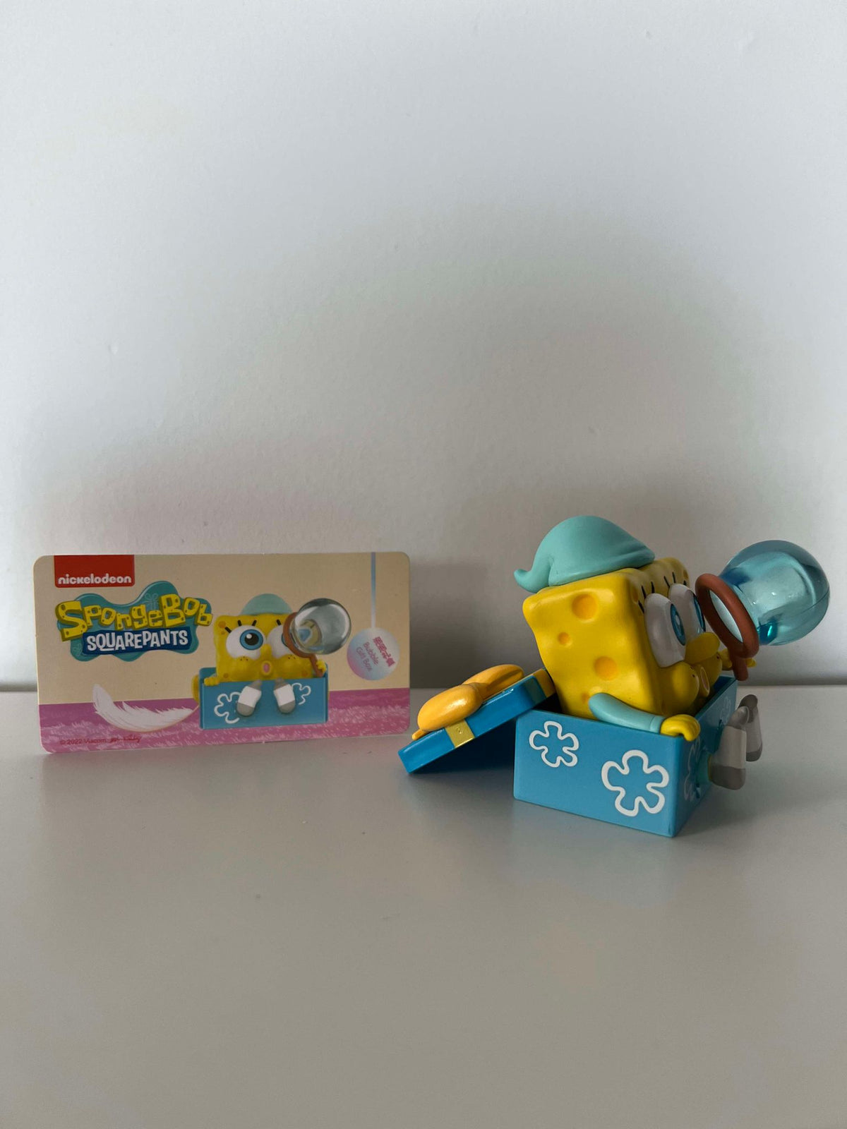 Bubble Gift Box - SpongeBob Pajamas Party Series by POP MART - 2