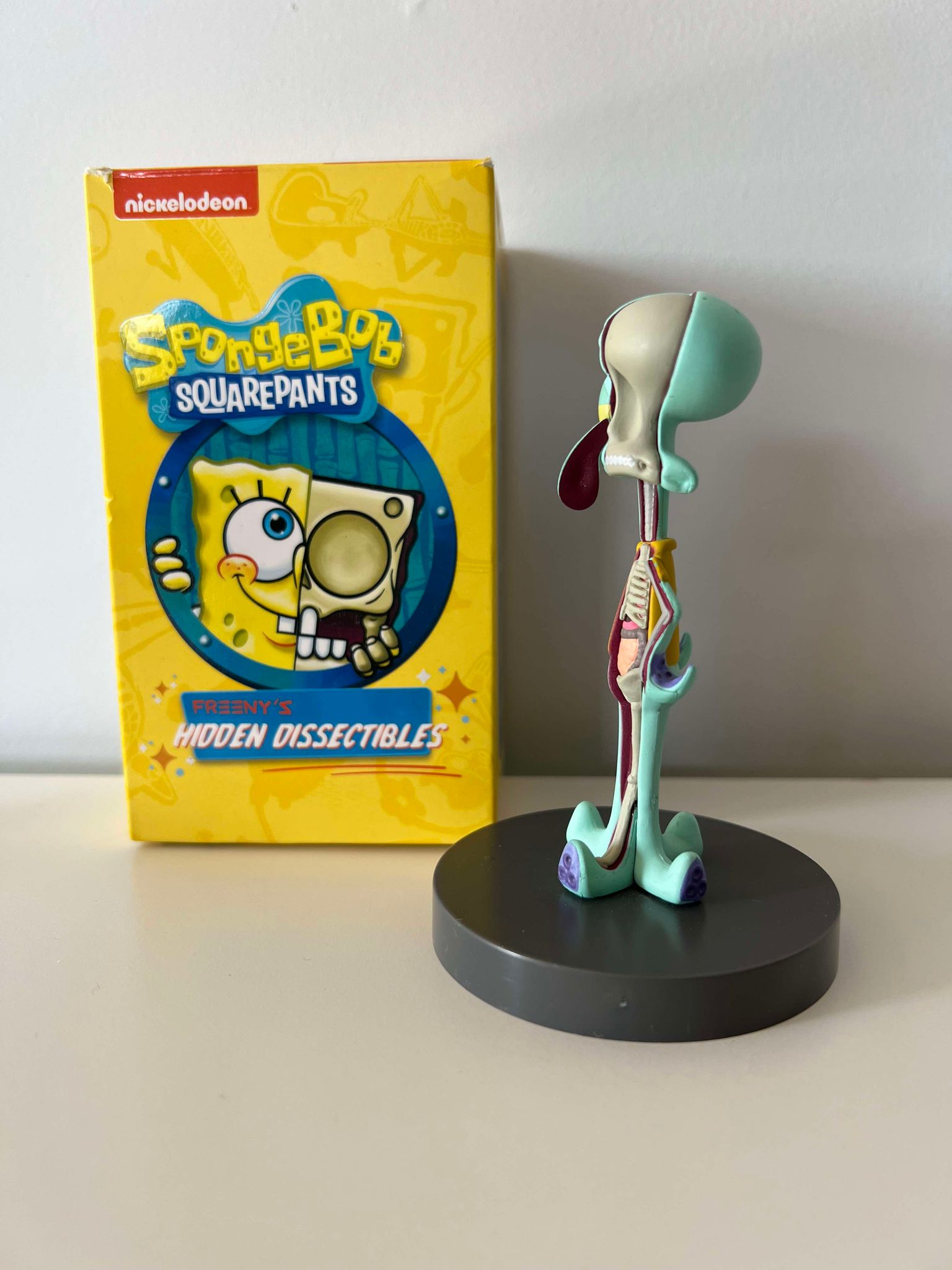 Squidward - Hidden Dissectables Spongebob Squarepants Series by Jason Freeny x Mighty Jaxx - 1
