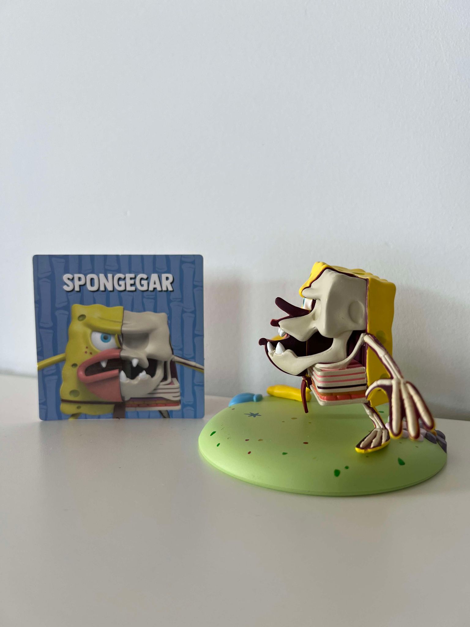 Spongegar - SpongeBob SquarePants (Meme Edition) Hidden Dissectables by Jason Freeny x Mighty Jaxx - 1