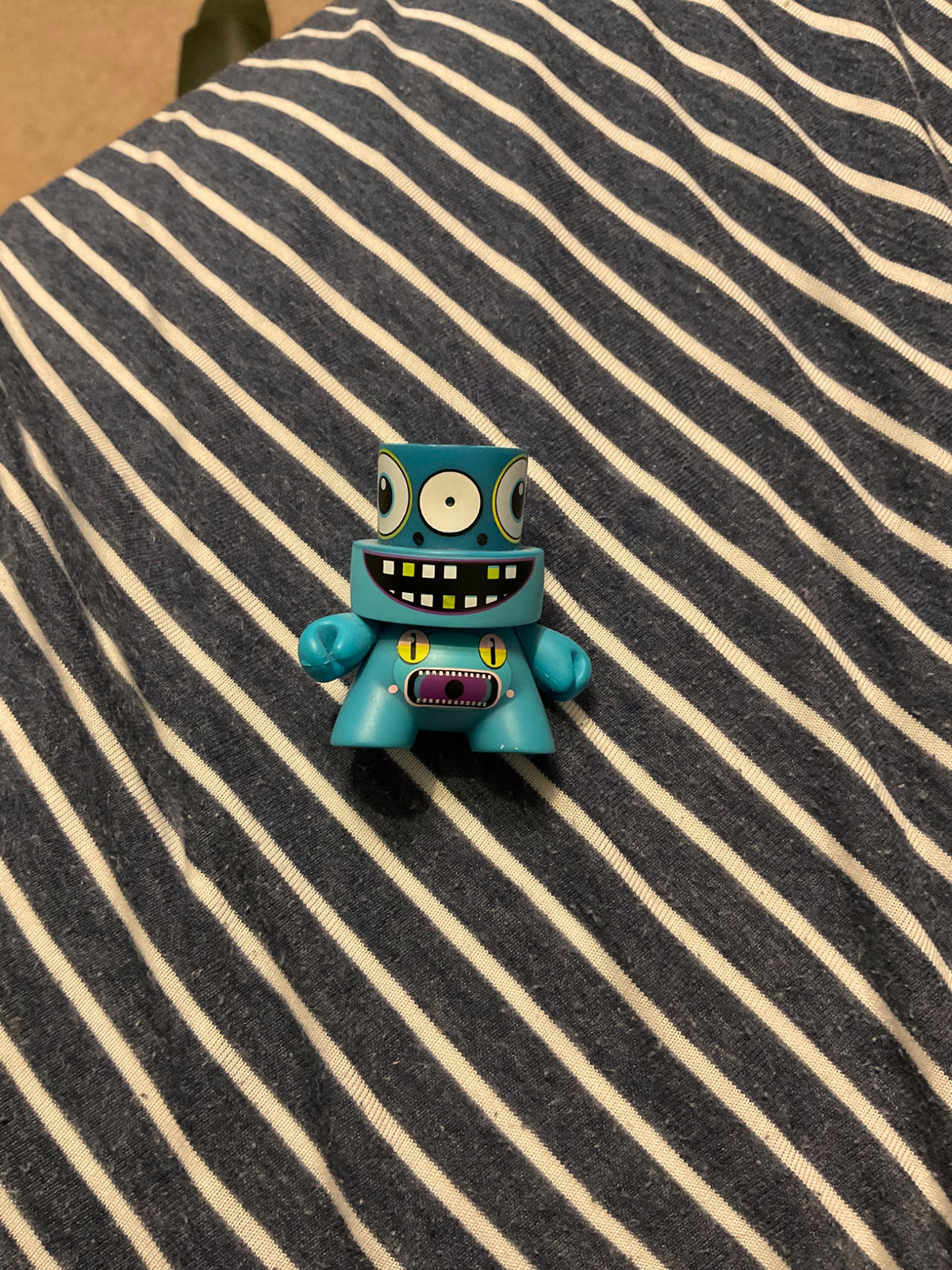 Kidrobot Fatcap Series 2 Shok1 Policeman  - 1