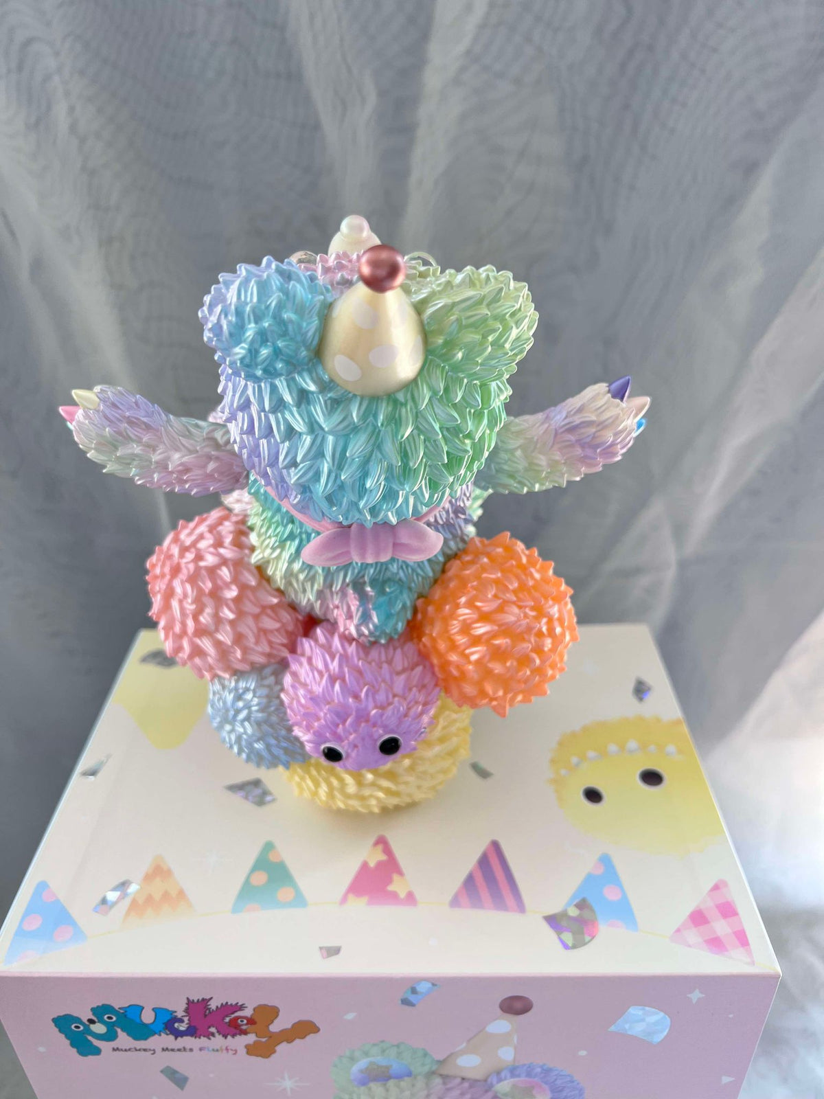 Muckey ”Big Celebration“ Figurine by INSTINCTOY x POP MART - 6