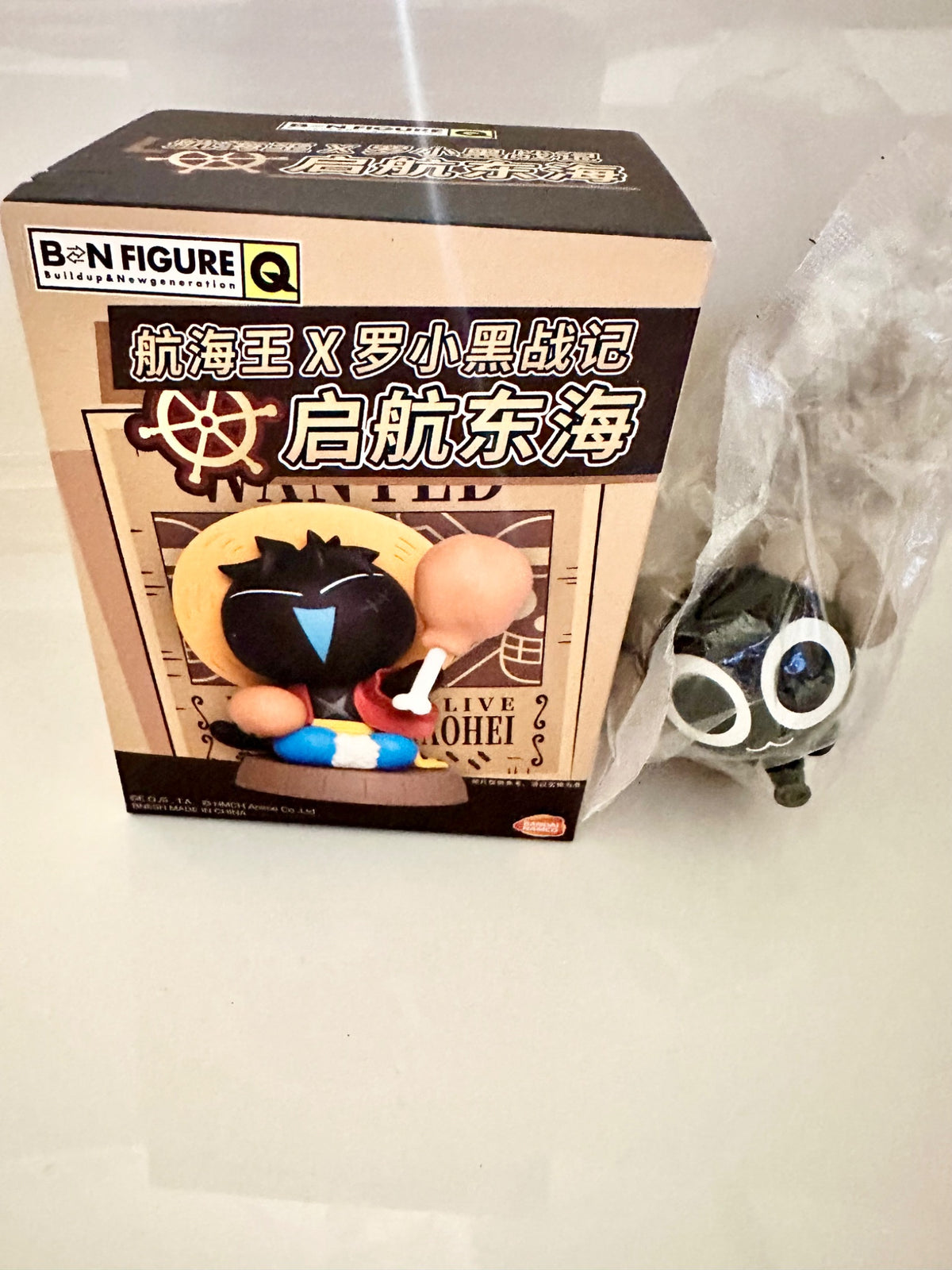 One Piece Cat Figurine - 1