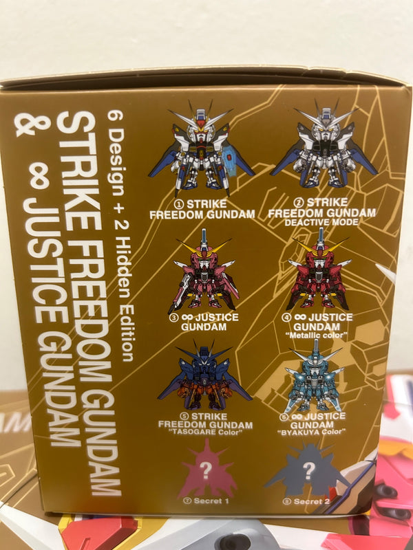 Strike Freedom Gundam & Infinite Justice - QMSV Mini - Bandai
