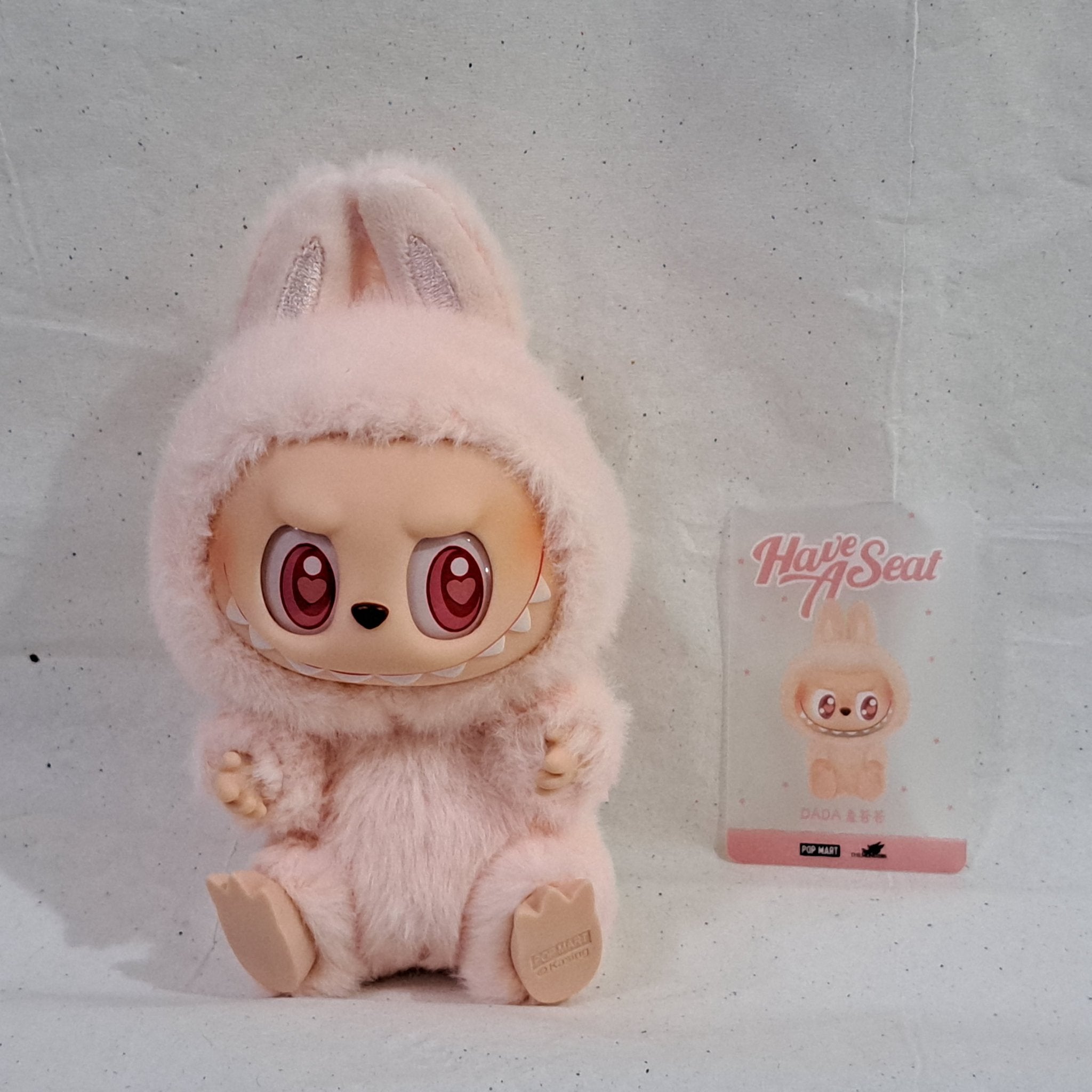 Dada - Labubu Have A Seat - POP MART - Mindzai Toy Shop