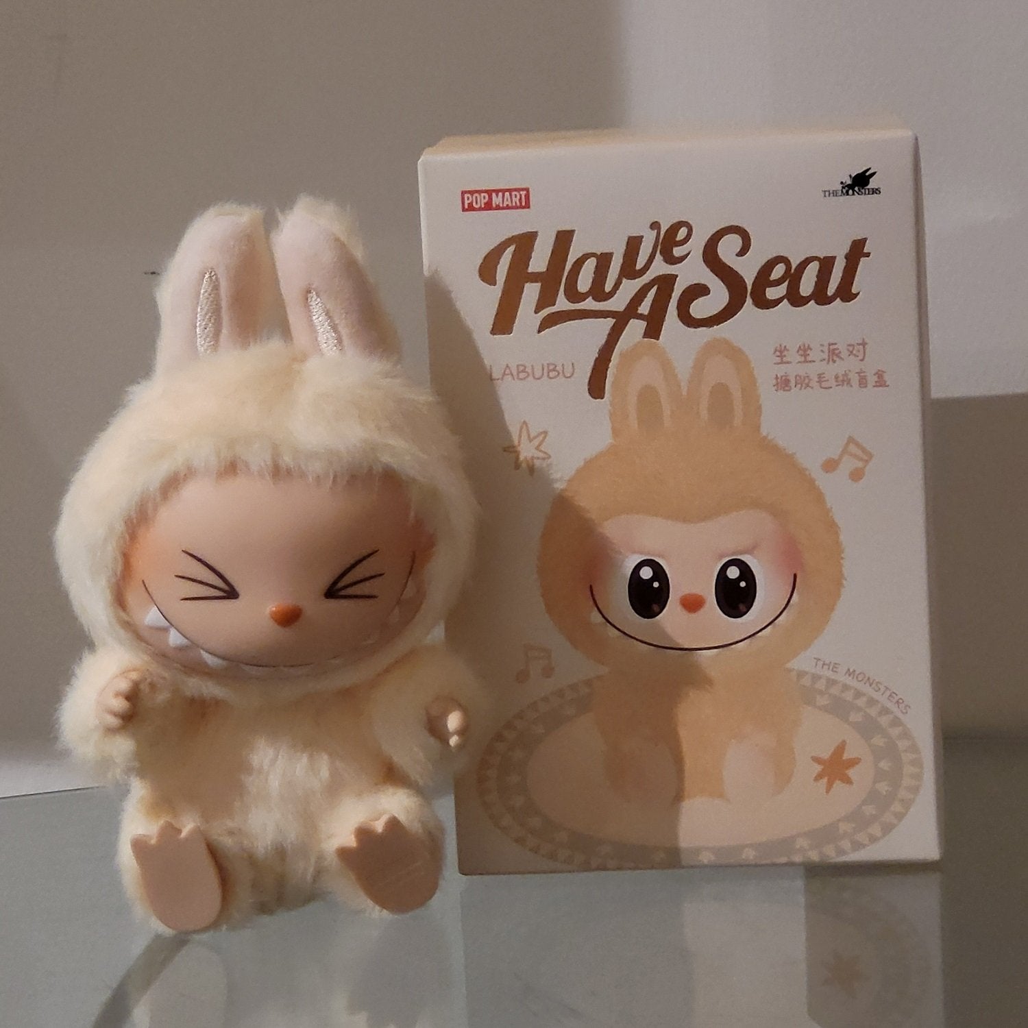 SISI - The Monsters Labubu Have A Seat by Pop Mart - Mindzai Toy Shop