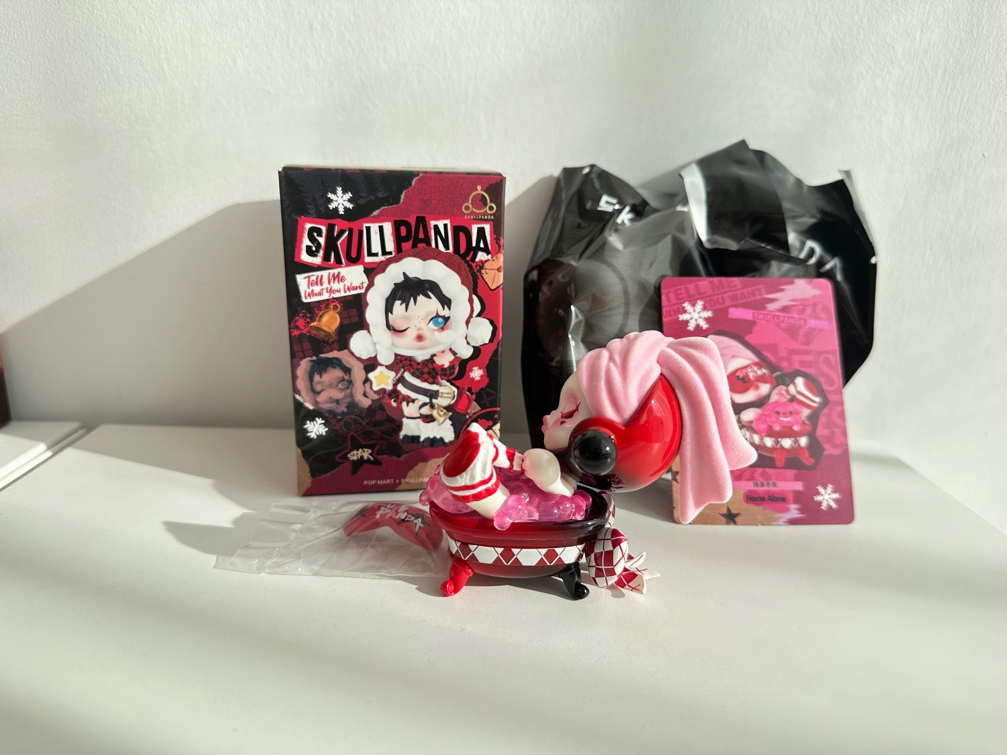 Home alone - SKULLPANDA Tell Me What You Want Series by POP MART
