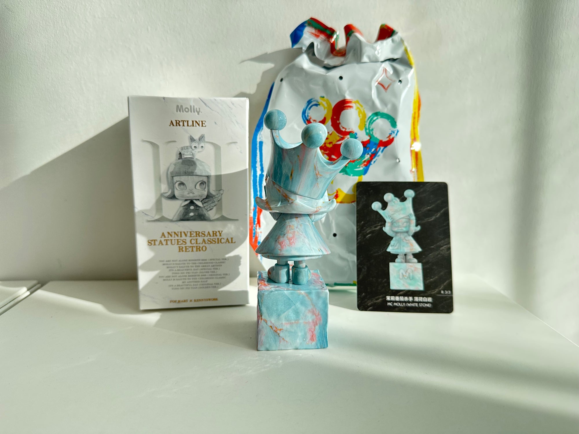 POP MART MOLLY MC MOLLY（White Stone) MC MOLLY (WHITE STONE) (Secret 3)- MOLLY Anniversary Statues