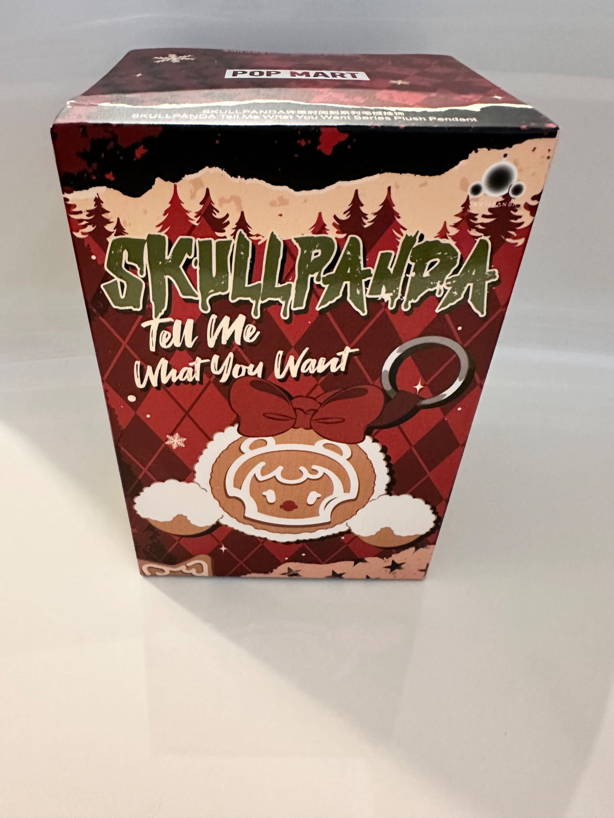 Getting Dressed (pink) - Skullpanda Tell Me What You Series - Pop Mart - 1