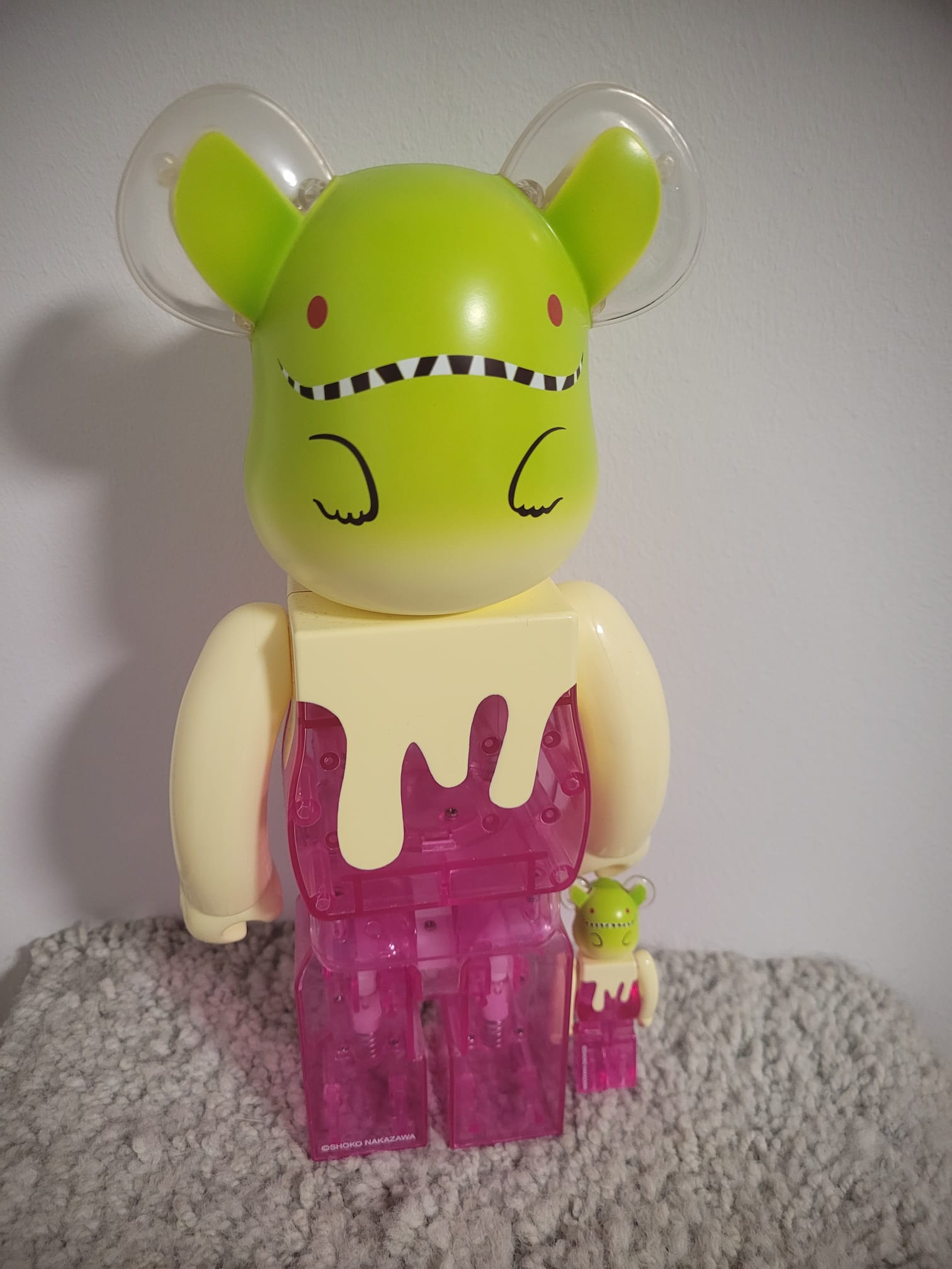 Byron 400% and 100% - BearBrick - Medicom - 1