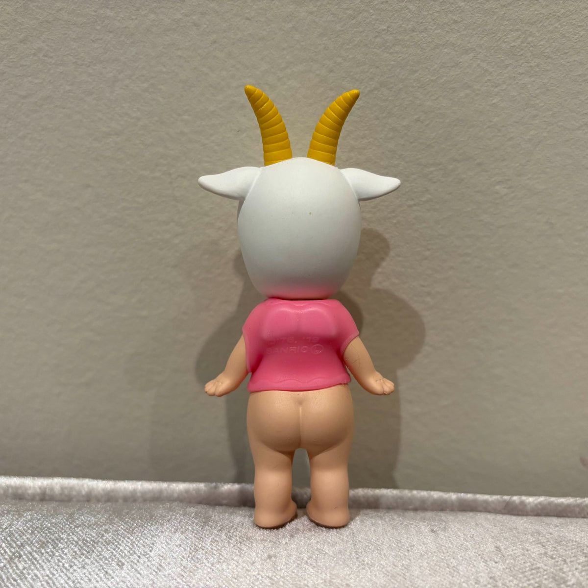 Goat (comes with removable shirt) - Animal Series 4 by Sonny Angel - 2