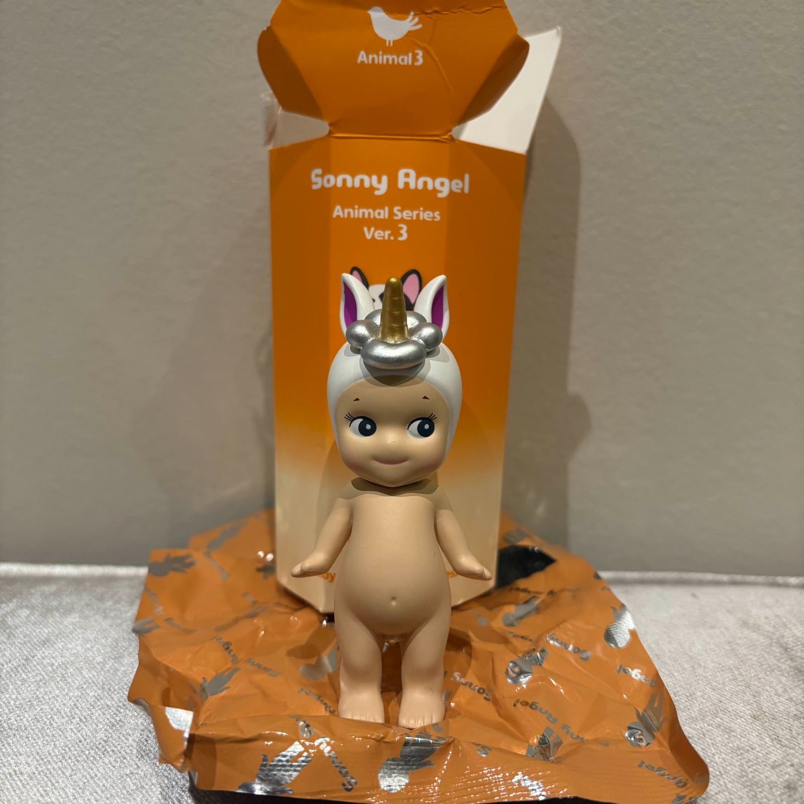 Unicorn (secret/chaser) - Animal Series 3 by Sonny Angel - Mindzai