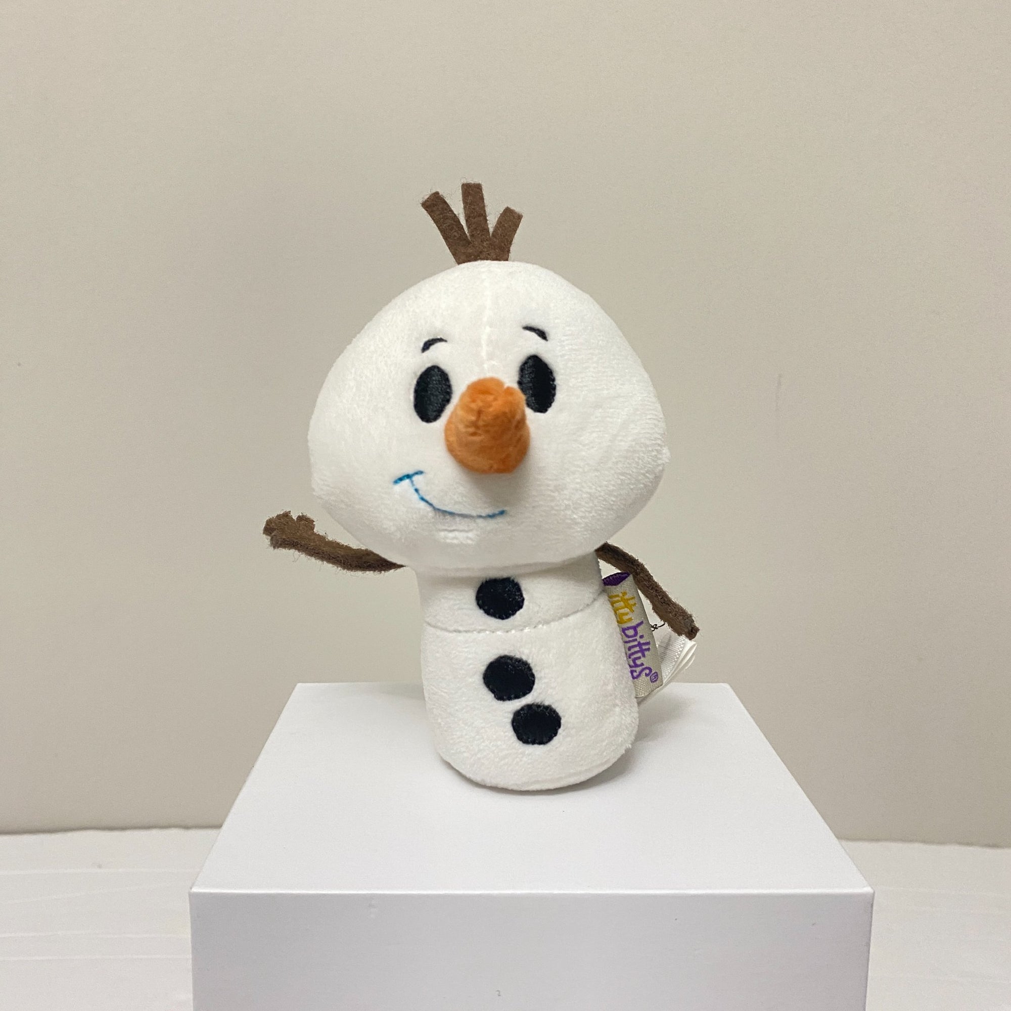 Frozen Olaf itty bitty Plush Toy - Hallmark - Mindzai Toy Shop