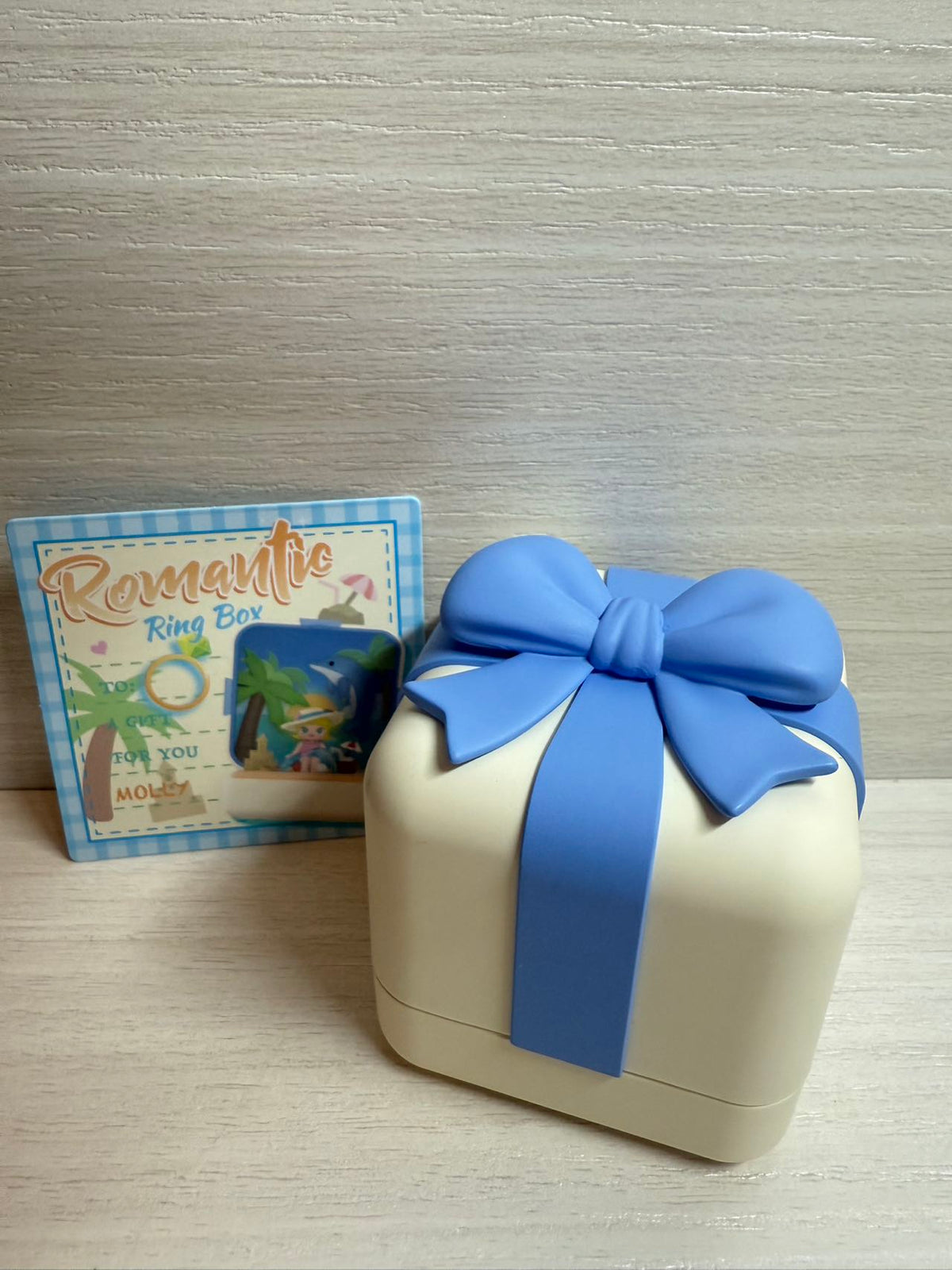 Molly - Popmart Romantic Ring Box Series 1  - 2