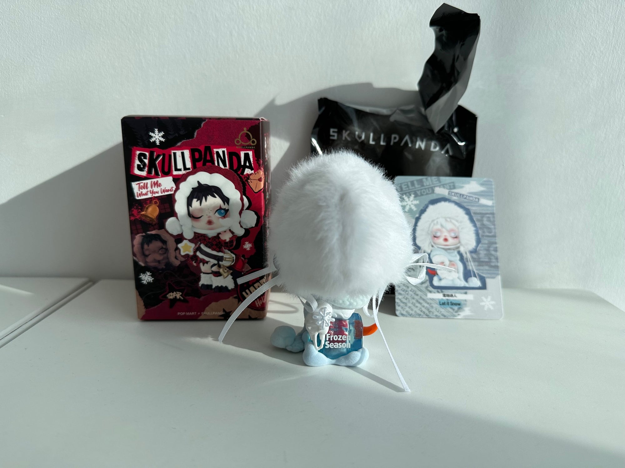 Let it snow - SKULLPANDA Tell Me What You Want Series by POP MART